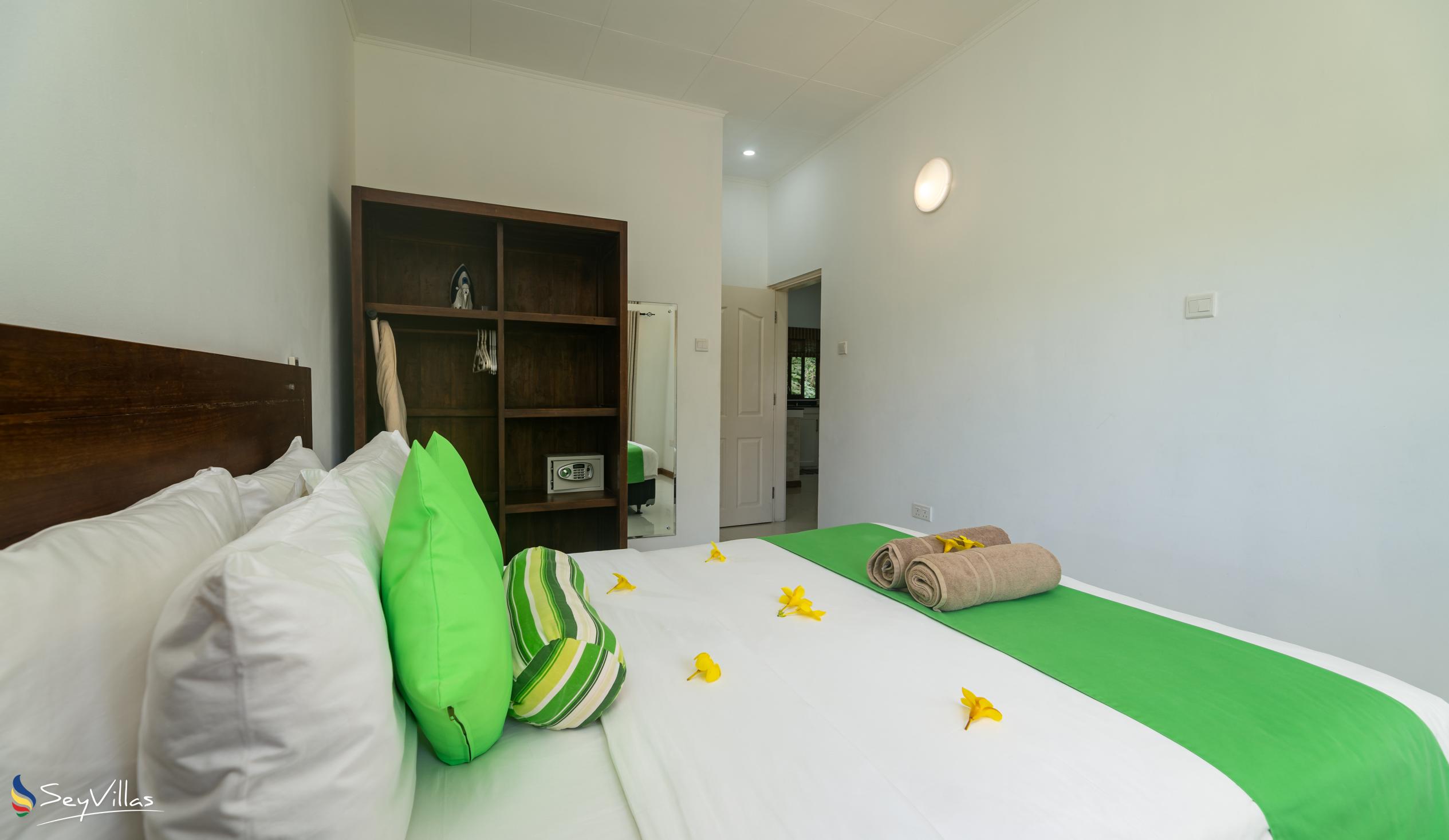 Foto 44: Kanasuk Self Catering Apartments - 2-Schlafzimmer-Appartement Lemongrass - Mahé (Seychellen)