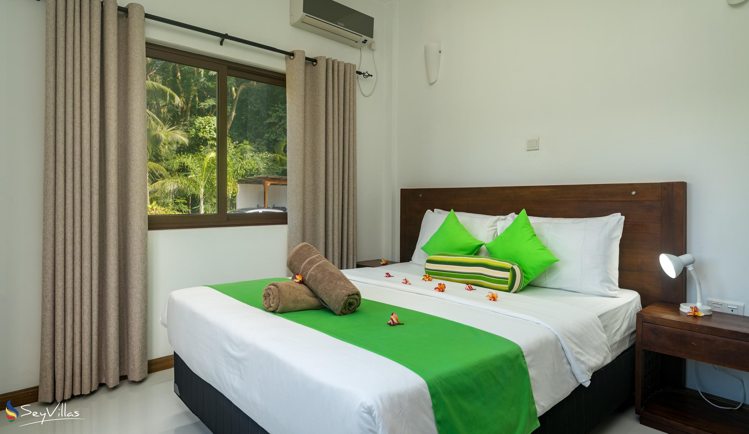 Photo 31: Kanasuk Self Catering Apartments - 2-Bedroom Apartment Lemongrass - Mahé (Seychelles)