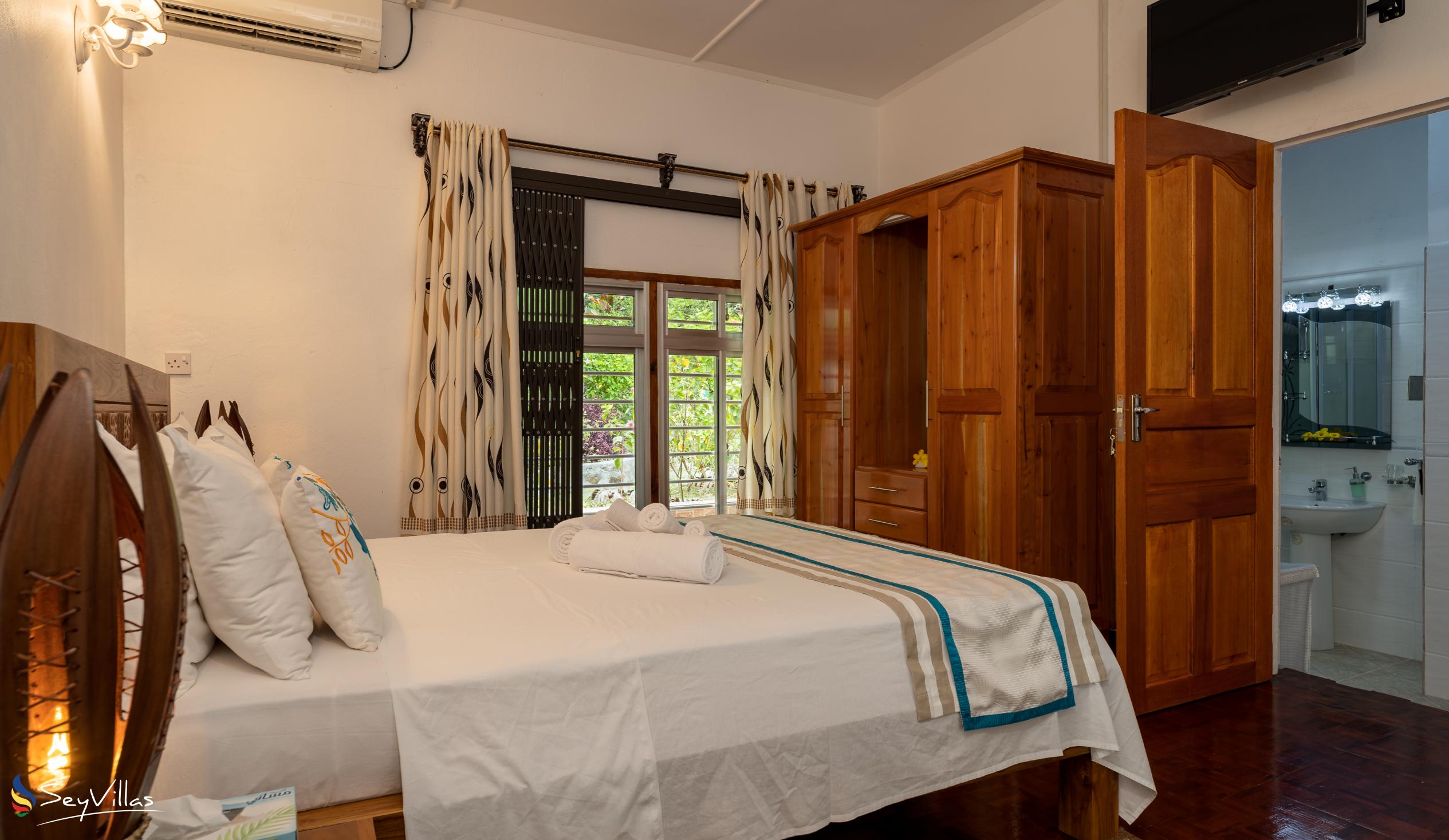 Photo 33: Jane's Serenity Guesthouse - Apartment Authurium - Mahé (Seychelles)