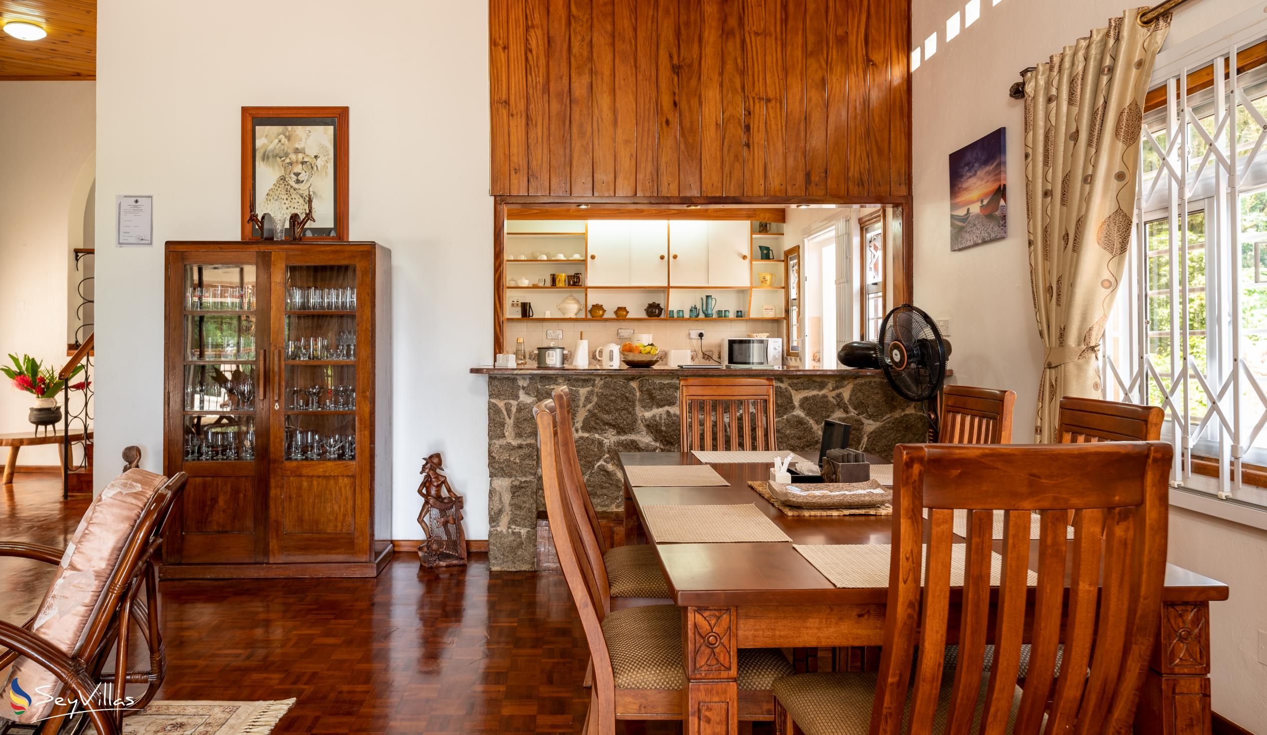 Foto 23: Jane's Serenity Guesthouse - Appartamento Authurium - Mahé (Seychelles)