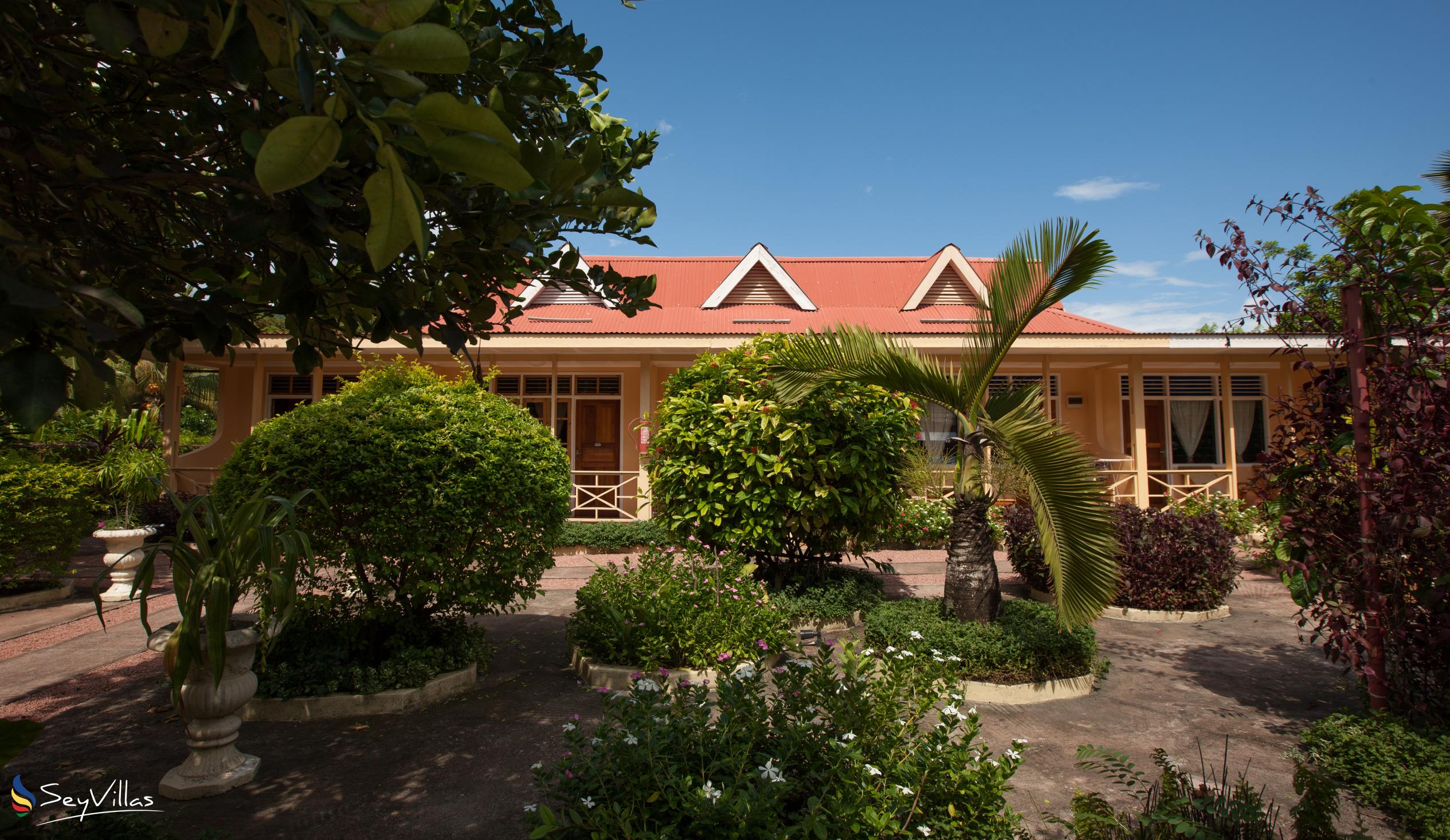 Foto 9: Chez Marston - Aussenbereich - La Digue (Seychellen)