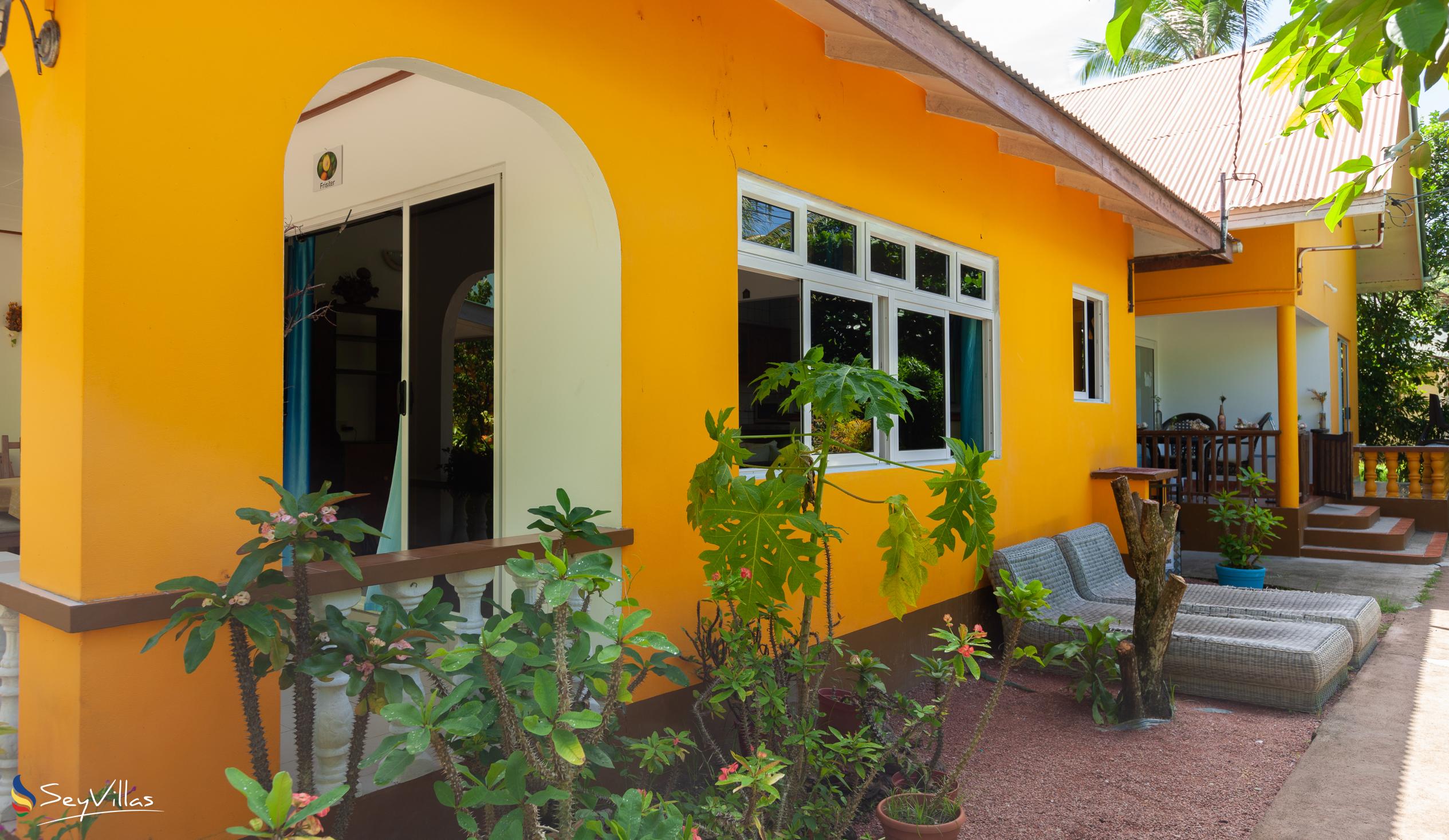 Foto 13: Chez Mera Self Catering - Aussenbereich - La Digue (Seychellen)