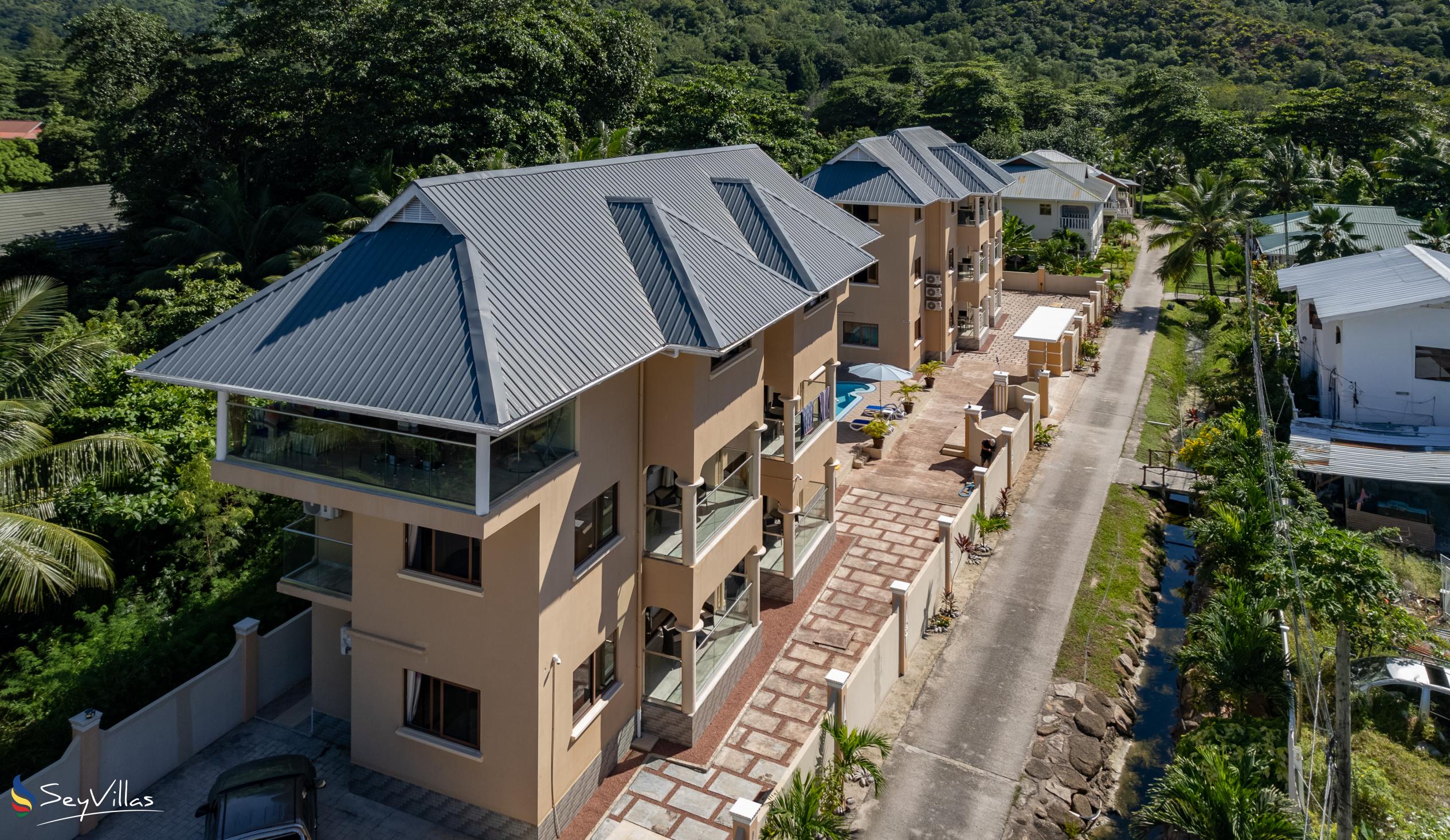 Foto 17: Stone Self Catering Apartments - Aussenbereich - Praslin (Seychellen)