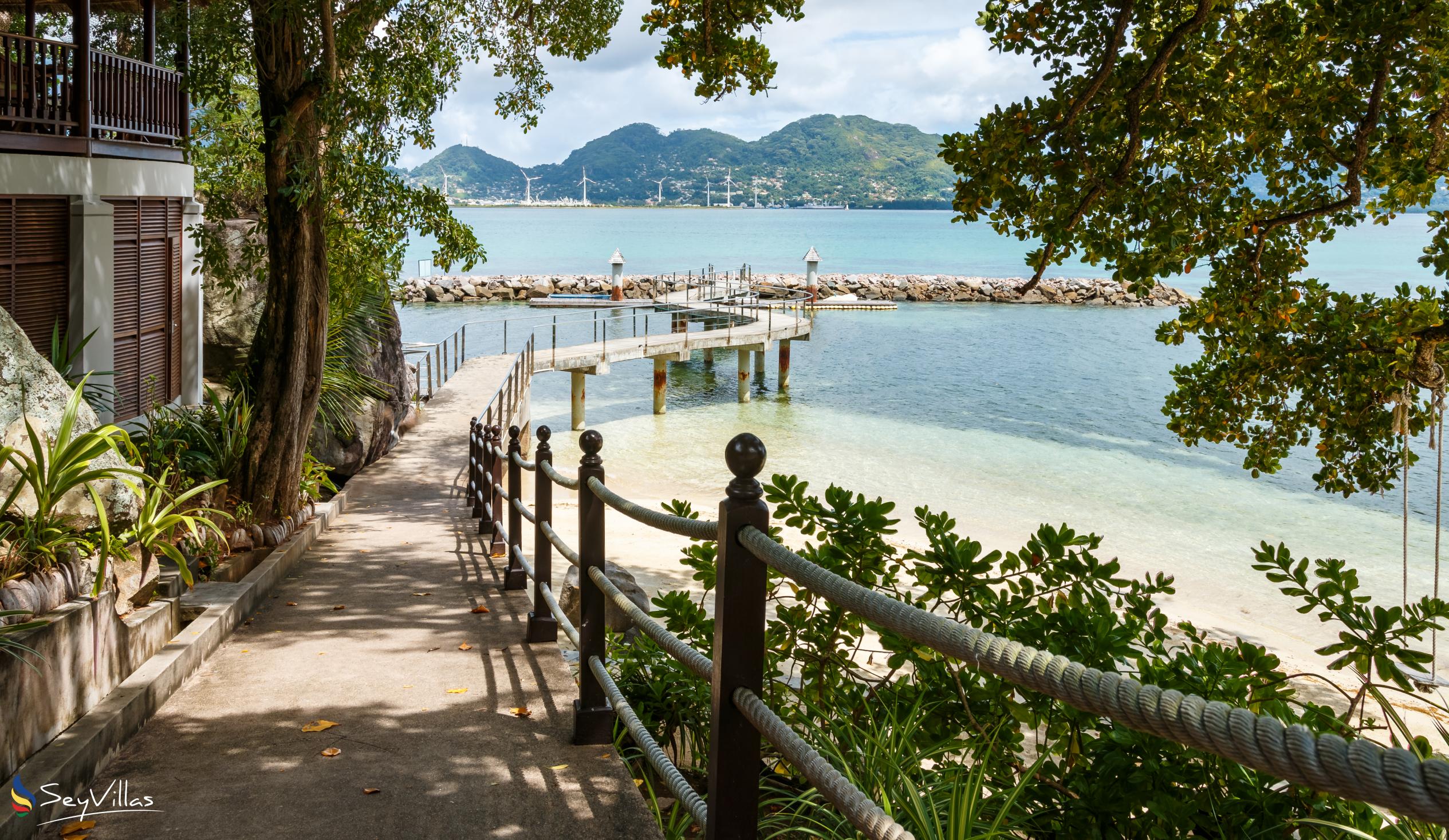 Photo 11: Cerf Island Resort - Outdoor area - Cerf Island (Seychelles)