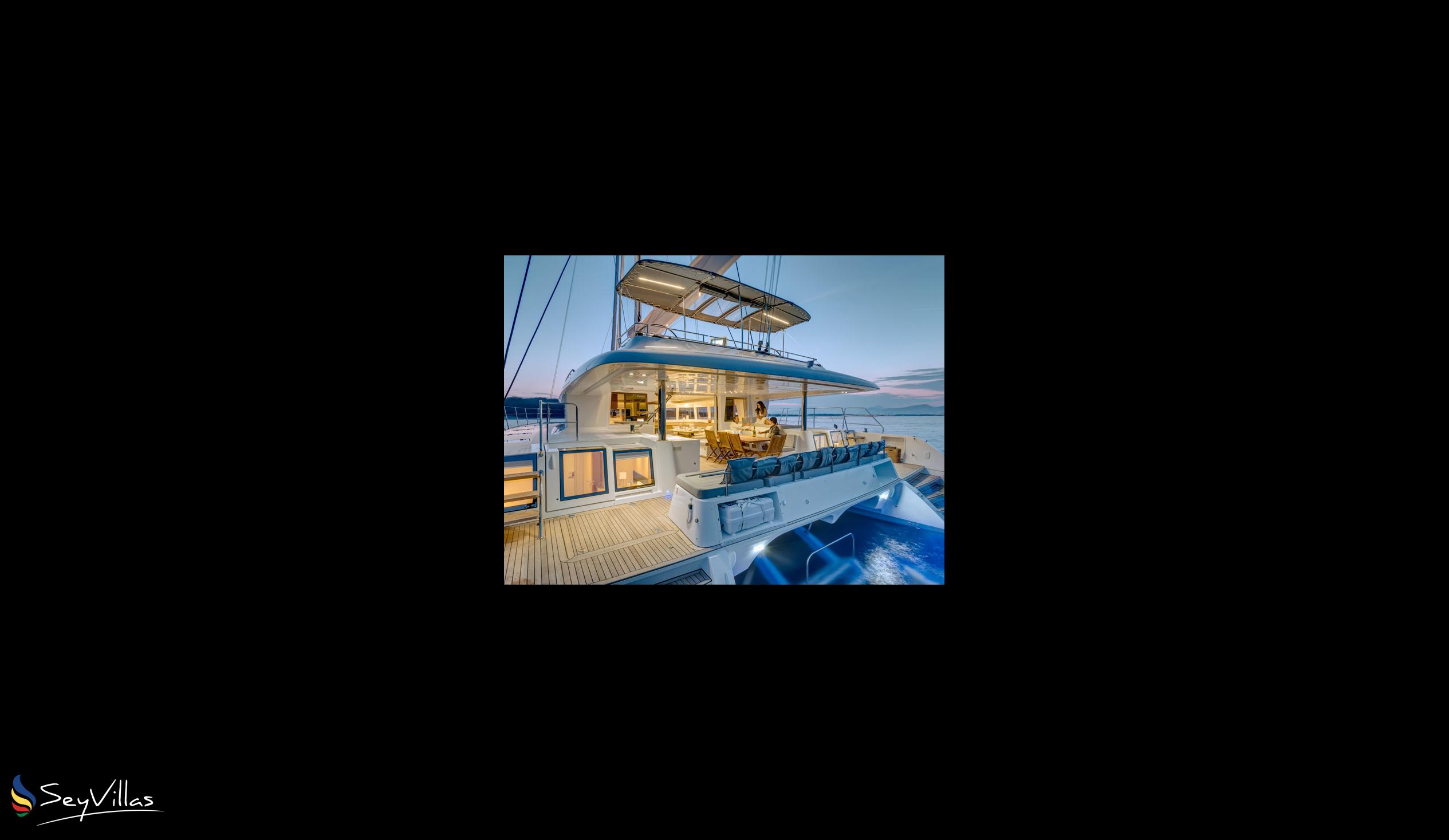 Photo 10: Dream Yacht Silhouette Dream Premium - Outdoor area - Seychelles (Seychelles)