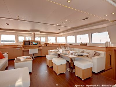 Dream Yacht Silhouette Dream Premium