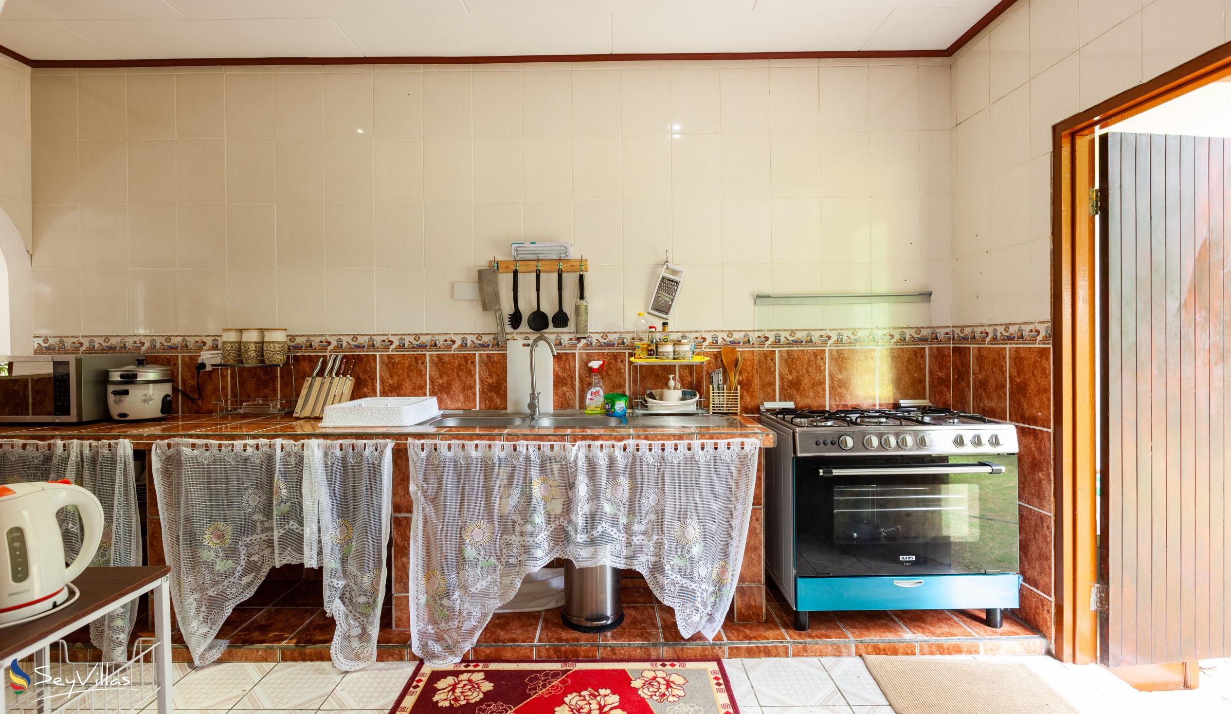 Foto 13: Dan Zoranz Self Catering Guest House - Ponplemous Studio - La Digue (Seychellen)