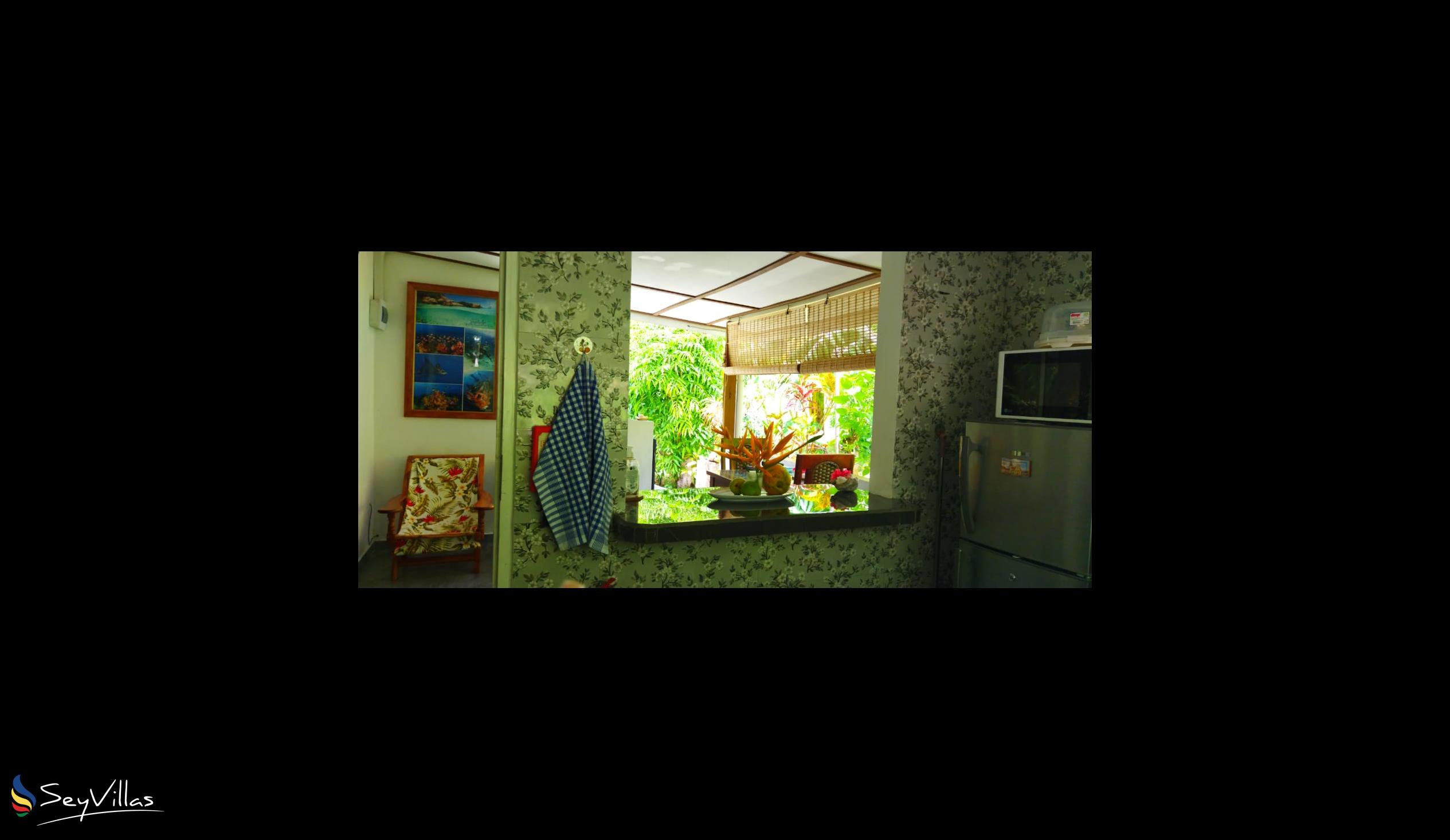 Photo 41: Dan Zoranz Self Catering Guest House - Mandarin Studio - La Digue (Seychelles)
