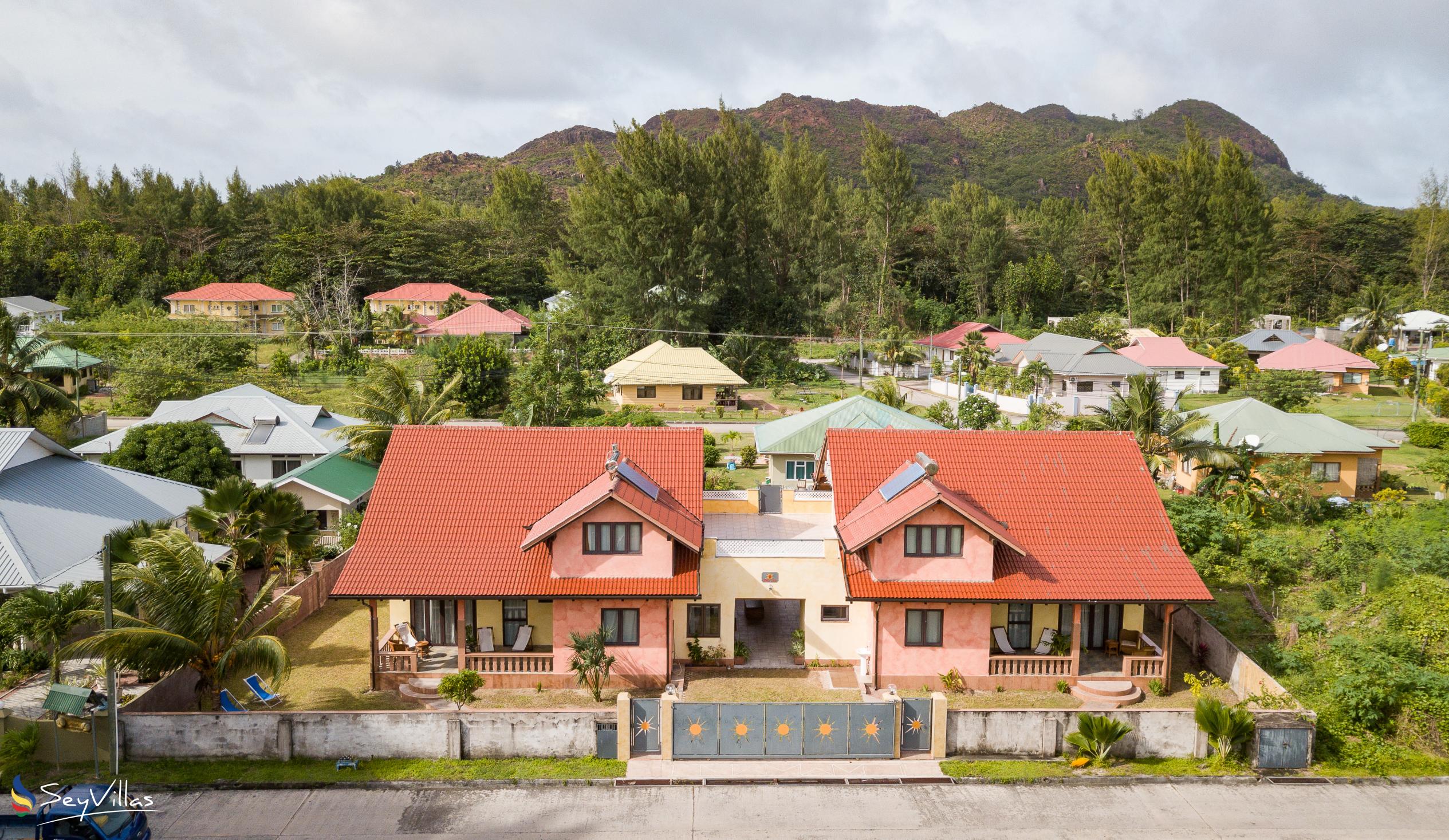 Foto 2: Villa Sole - Aussenbereich - Praslin (Seychellen)