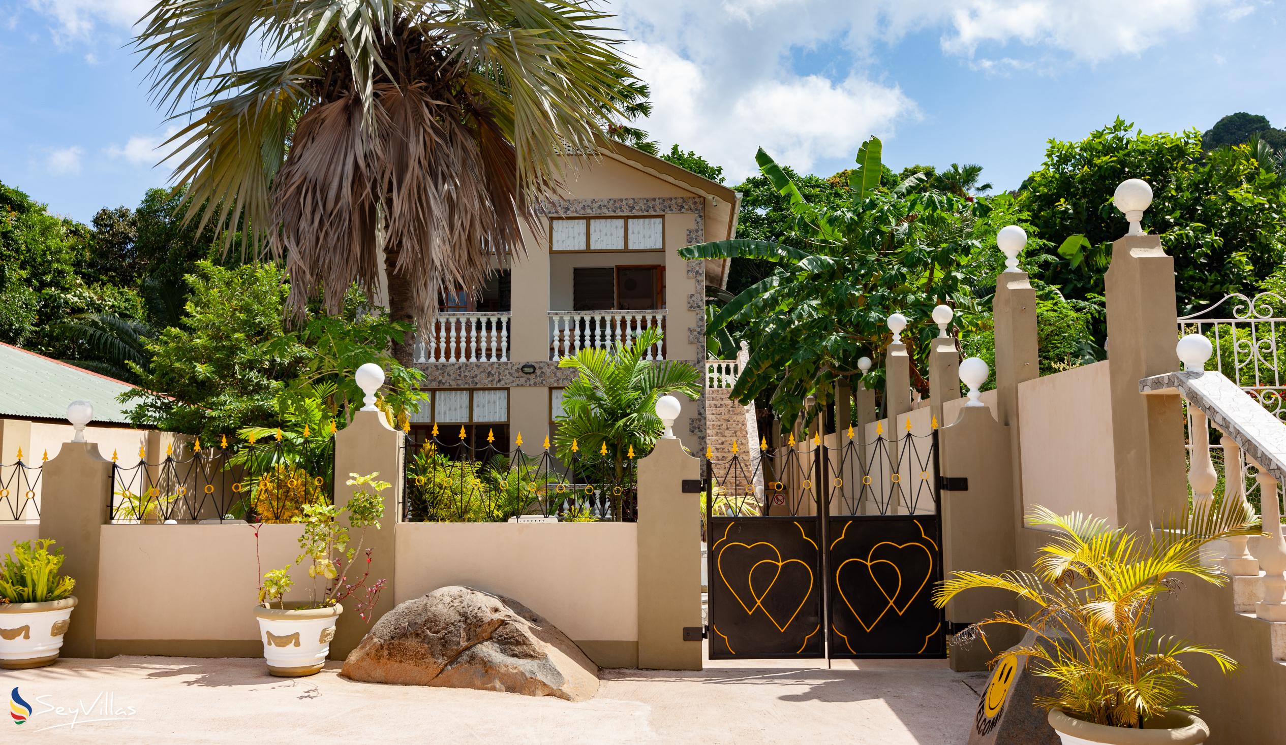 Foto 10: La Residence d'Almee - Aussenbereich - Praslin (Seychellen)