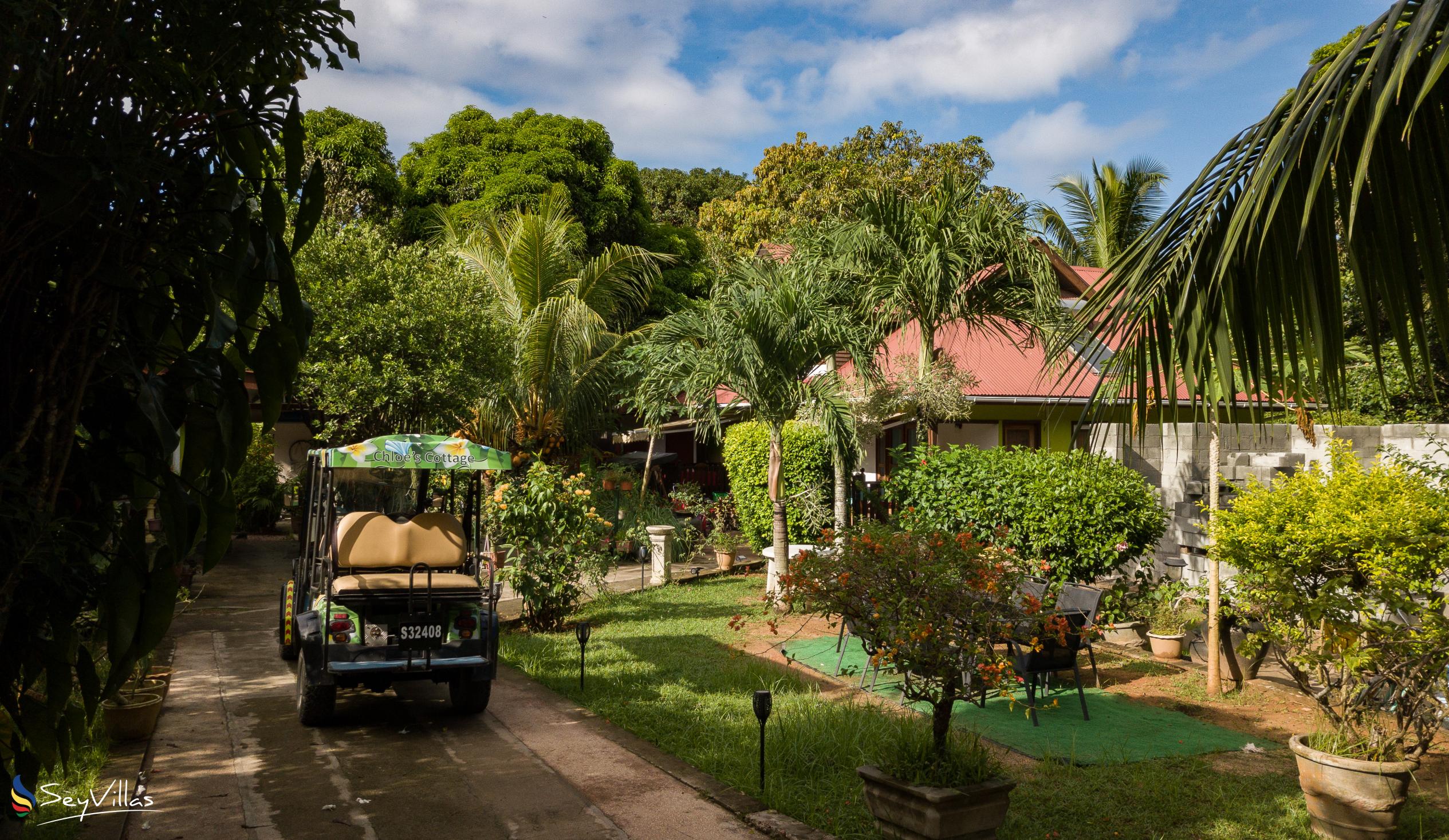 Photo 7: Chloe's Cottage - Outdoor area - La Digue (Seychelles)