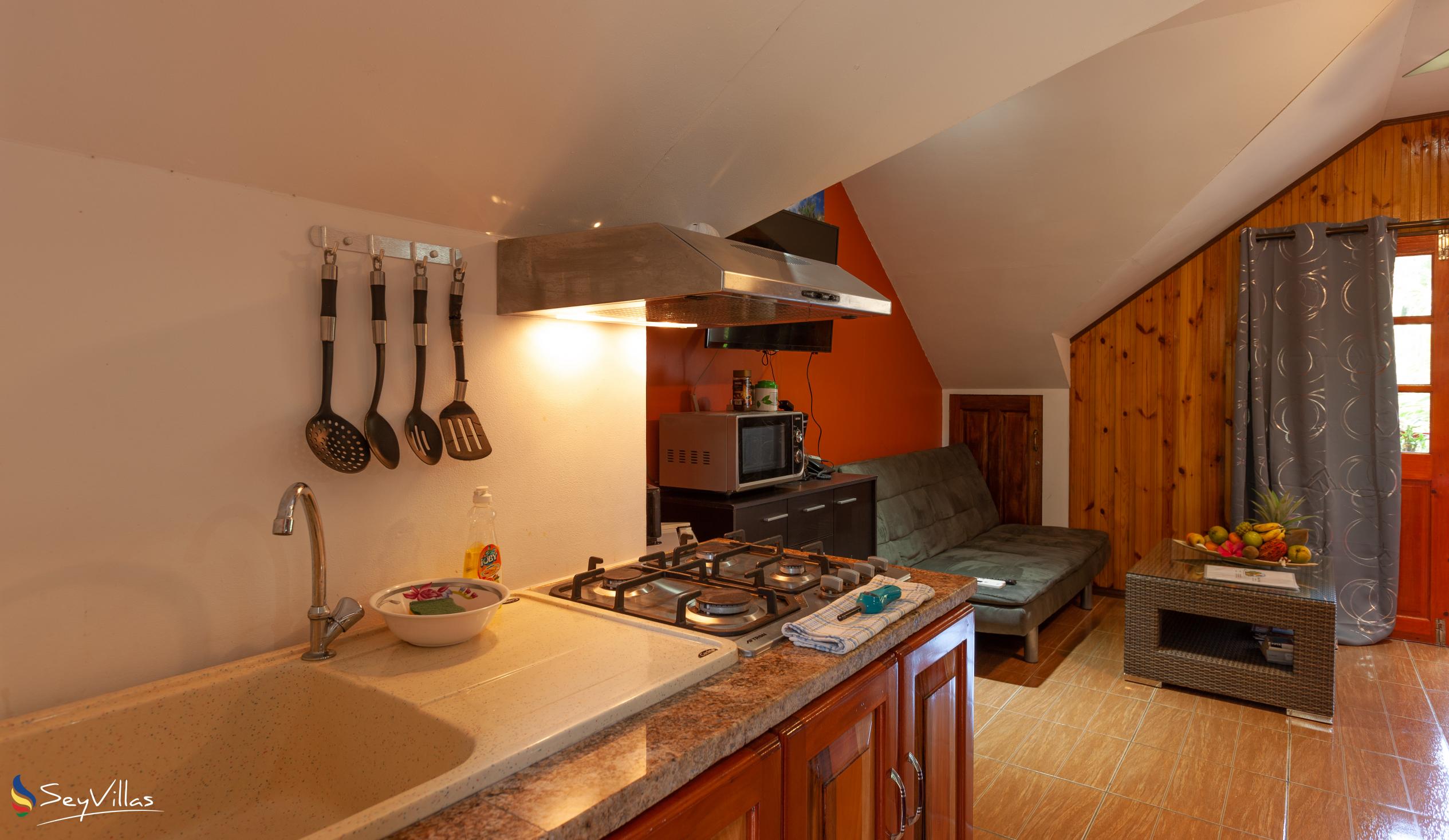 Photo 59: Chloe's Cottage - Garden Room with Kitchen - La Digue (Seychelles)