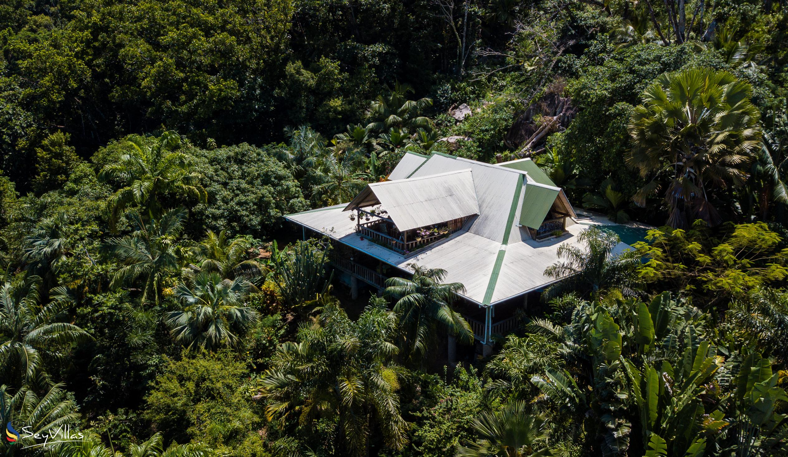 Photo 5: Secret Villa - Outdoor area - La Digue (Seychelles)