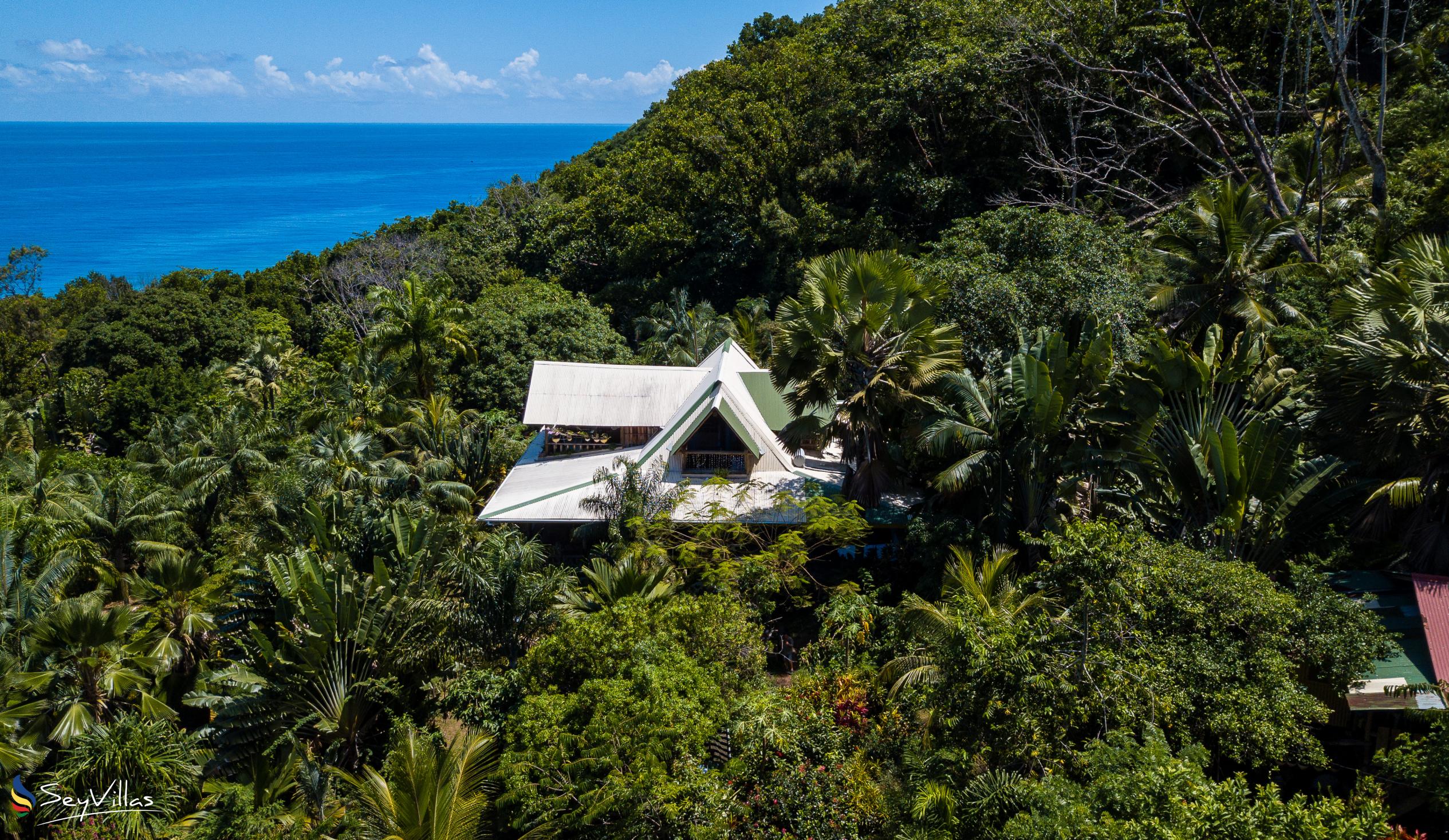 Foto 2: Secret Garden Villa - Aussenbereich - La Digue (Seychellen)