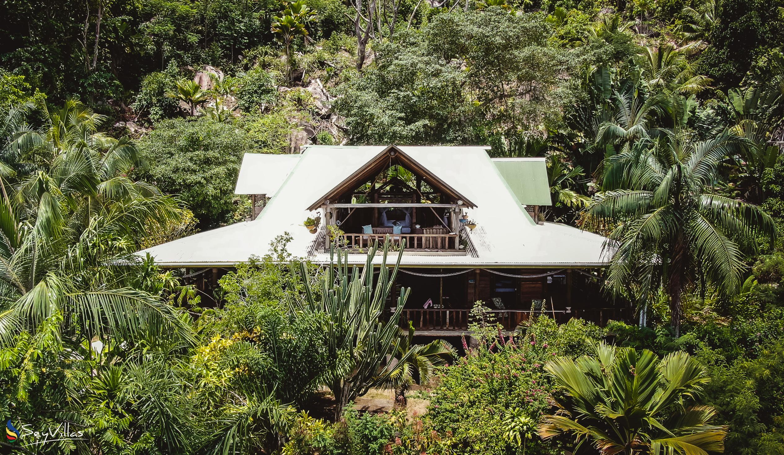 Photo 6: Secret Villa - Outdoor area - La Digue (Seychelles)