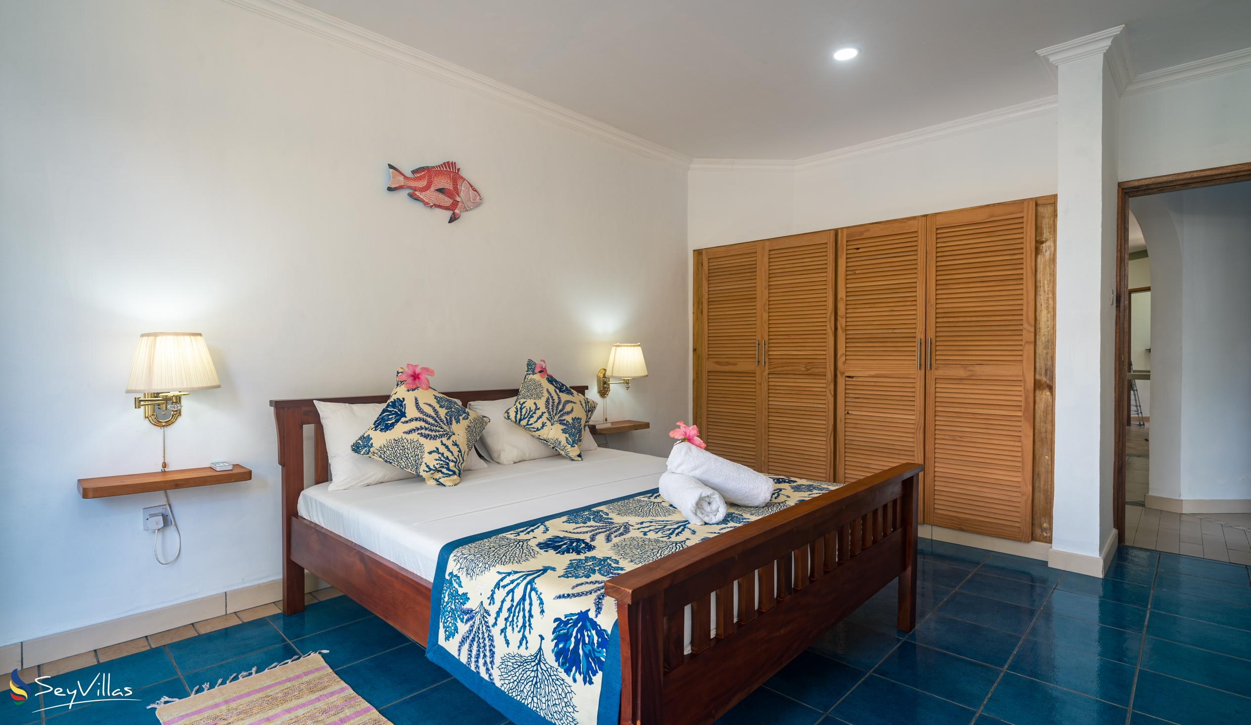 Foto 95: 340 Degrees Mountain View Apartments - Standard-Doppelzimmer mit Gartenblick - Mahé (Seychellen)
