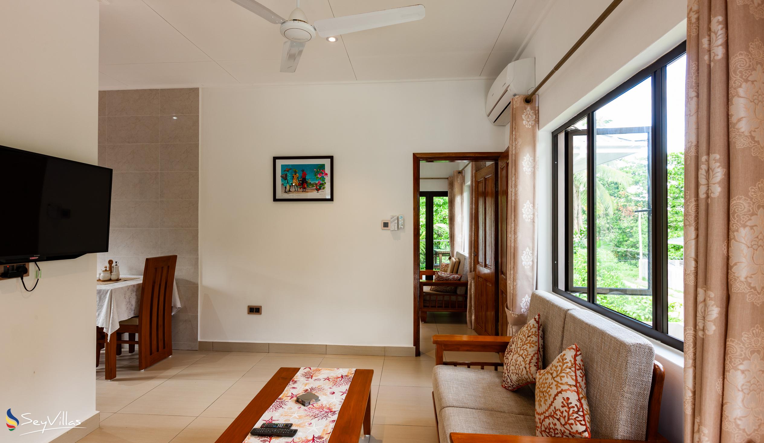 Foto 26: Palm Holiday Apartments - Appartement im Obergeschoss - Praslin (Seychellen)