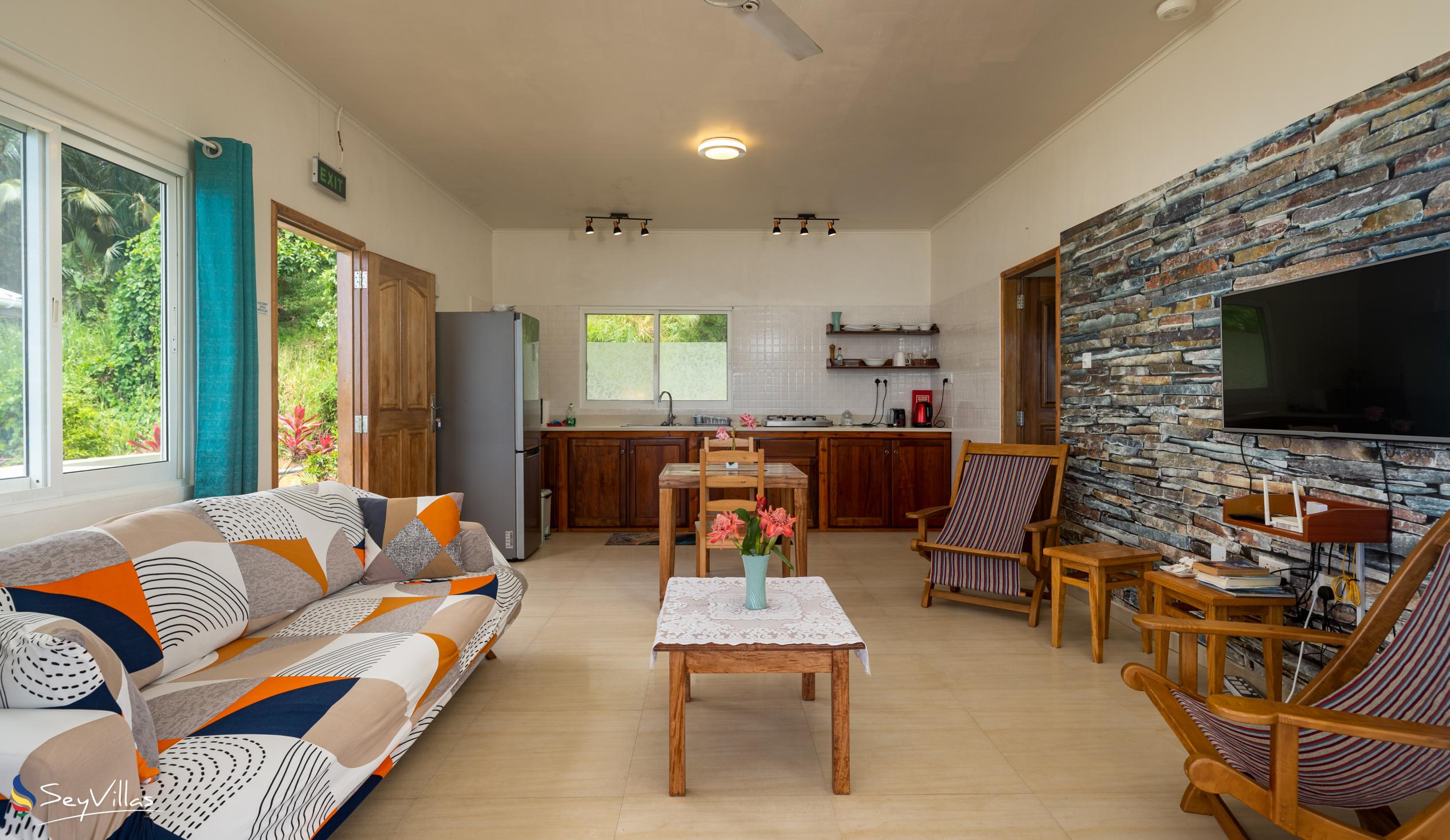 Foto 62: Top View Retreat - Standard-Appartement mit Blick auf die Bucht - Mahé (Seychellen)