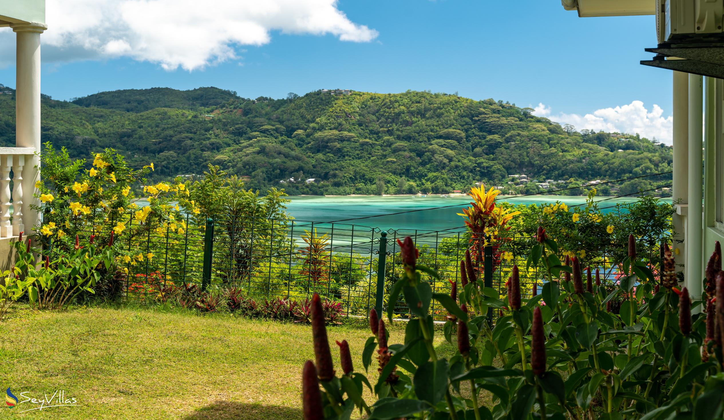 Photo 15: Top View Retreat - Outdoor area - Mahé (Seychelles)