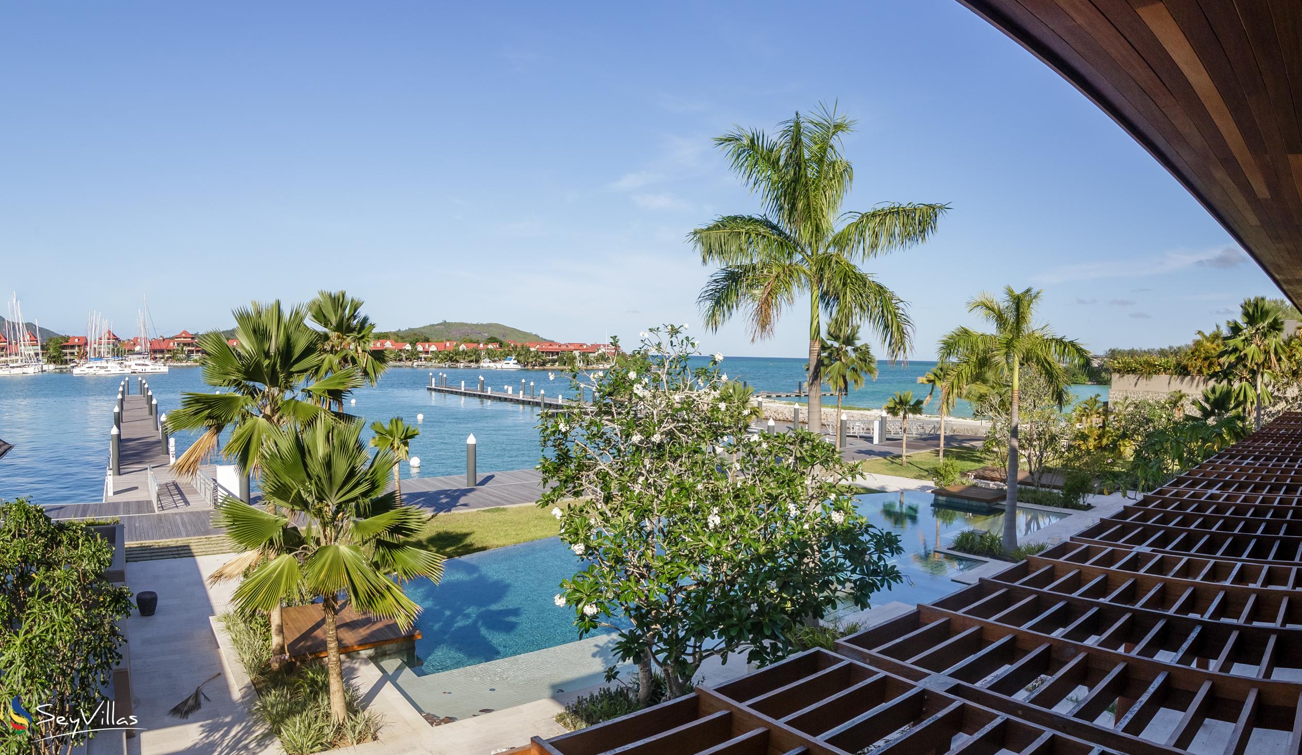 Foto 59: L'Escale Resort, Marina & Spa - Club Room Ocean View - Mahé (Seychelles)