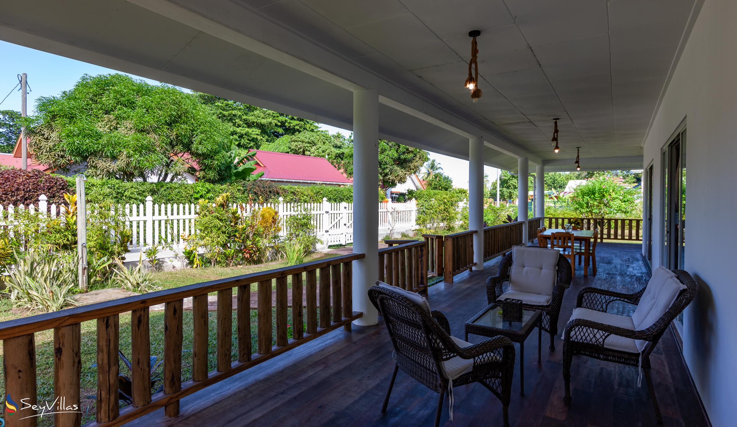 Photo 7: Casa Livingston - Outdoor area - La Digue (Seychelles)