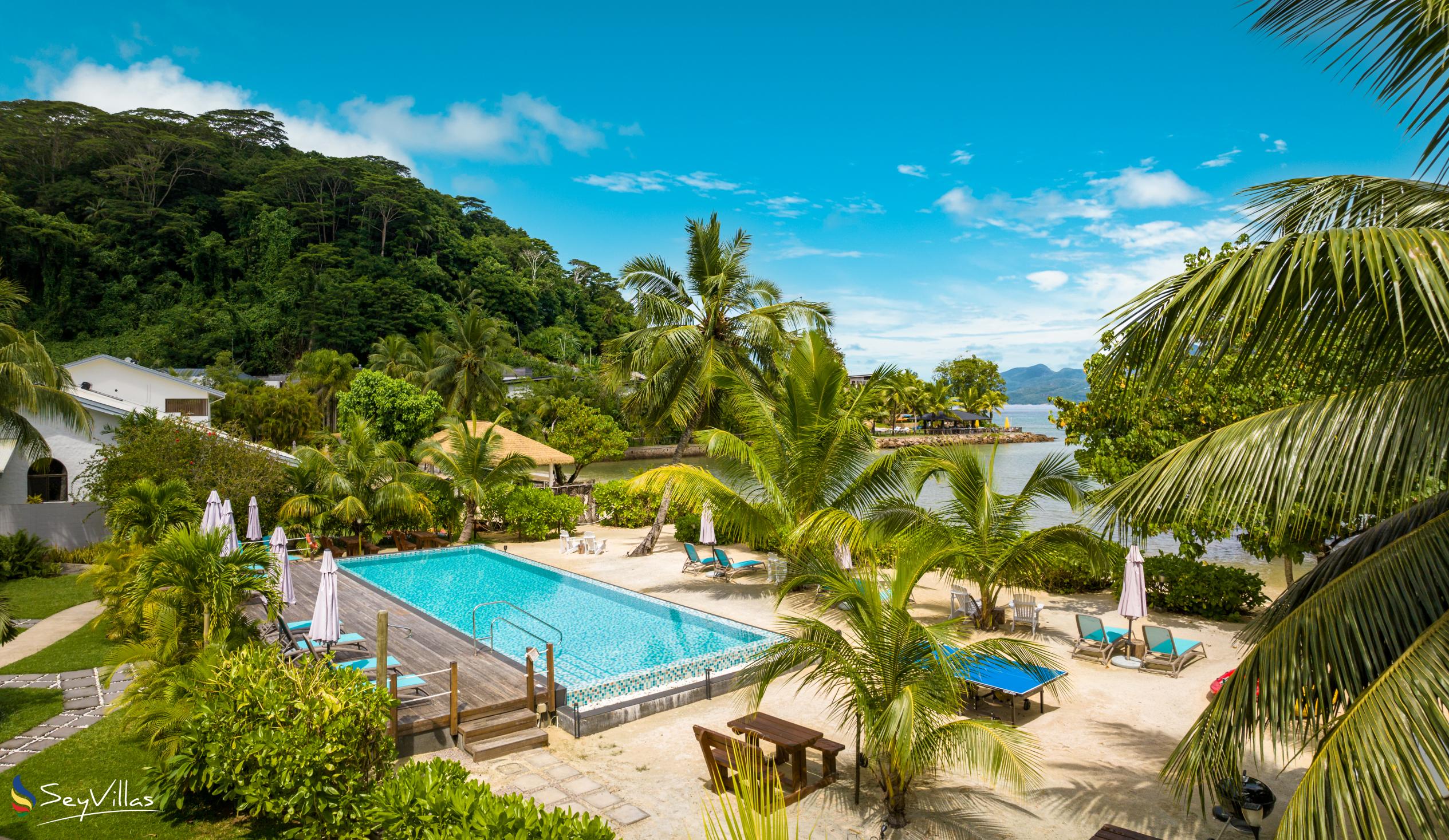 Photo 9: Pineapple Beach Villas - Outdoor area - Mahé (Seychelles)
