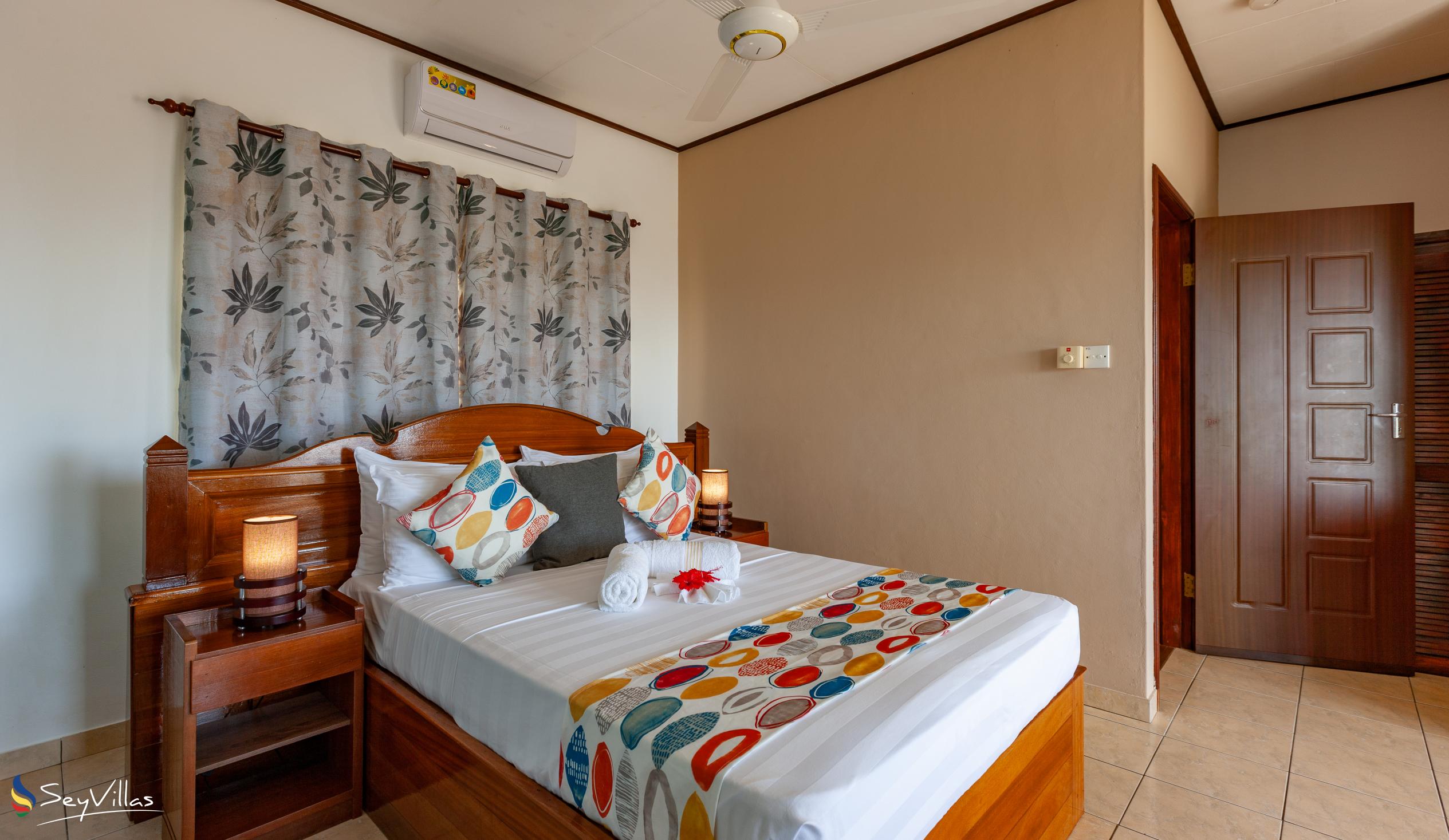 Foto 10: Saria Self Catering - Appartement mit 3 Schlafzimmern - Praslin (Seychellen)