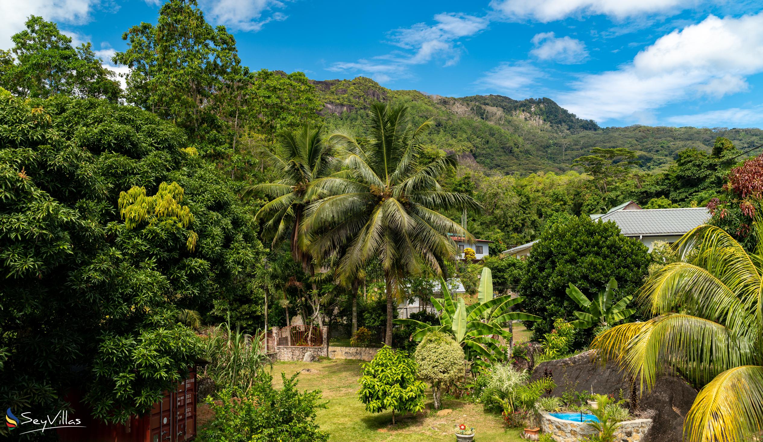 Photo 15: The Orchard Holiday Home - Outdoor area - Mahé (Seychelles)