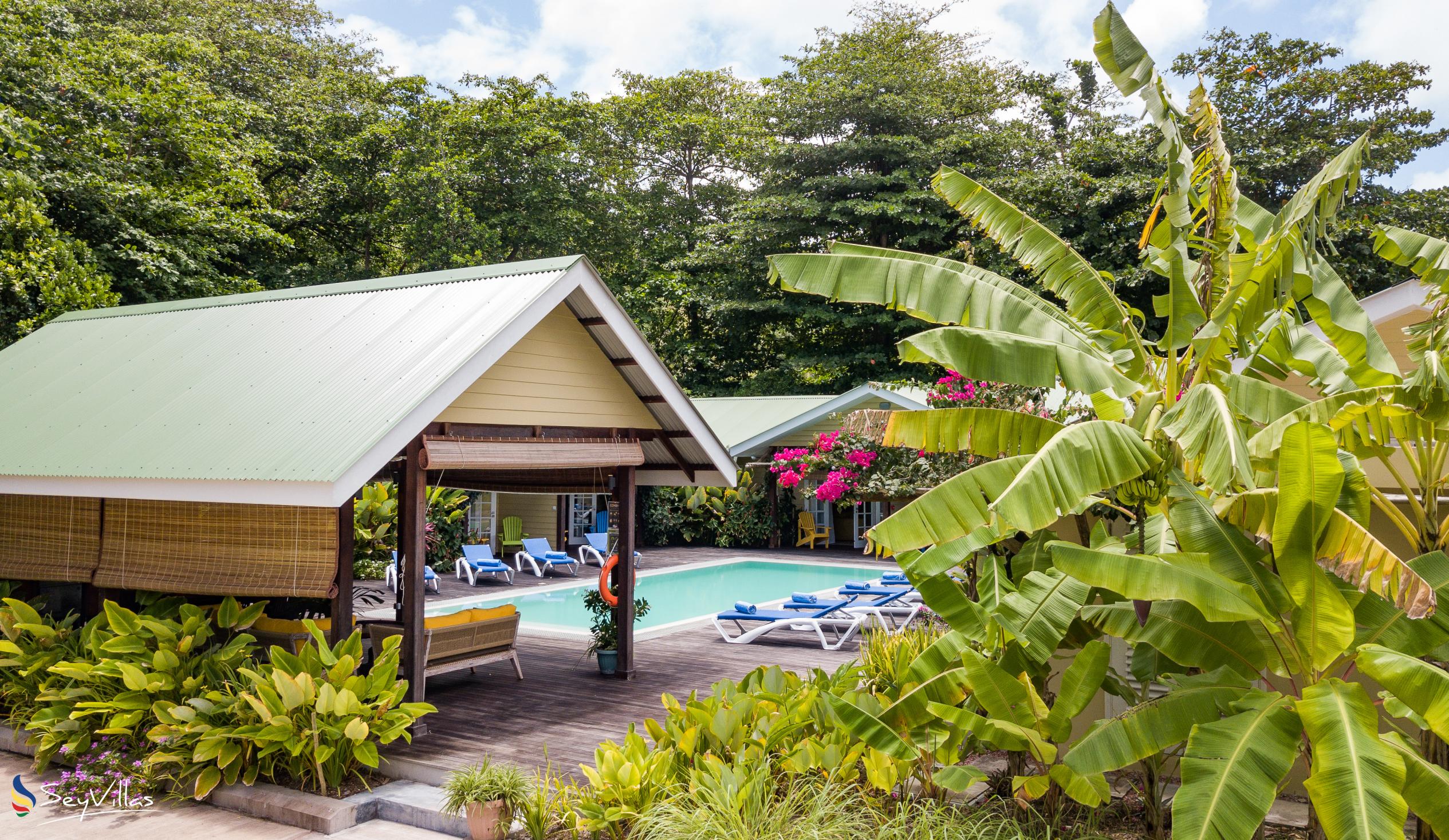 Foto 2: Residence Praslinoise - Aussenbereich - Praslin (Seychellen)