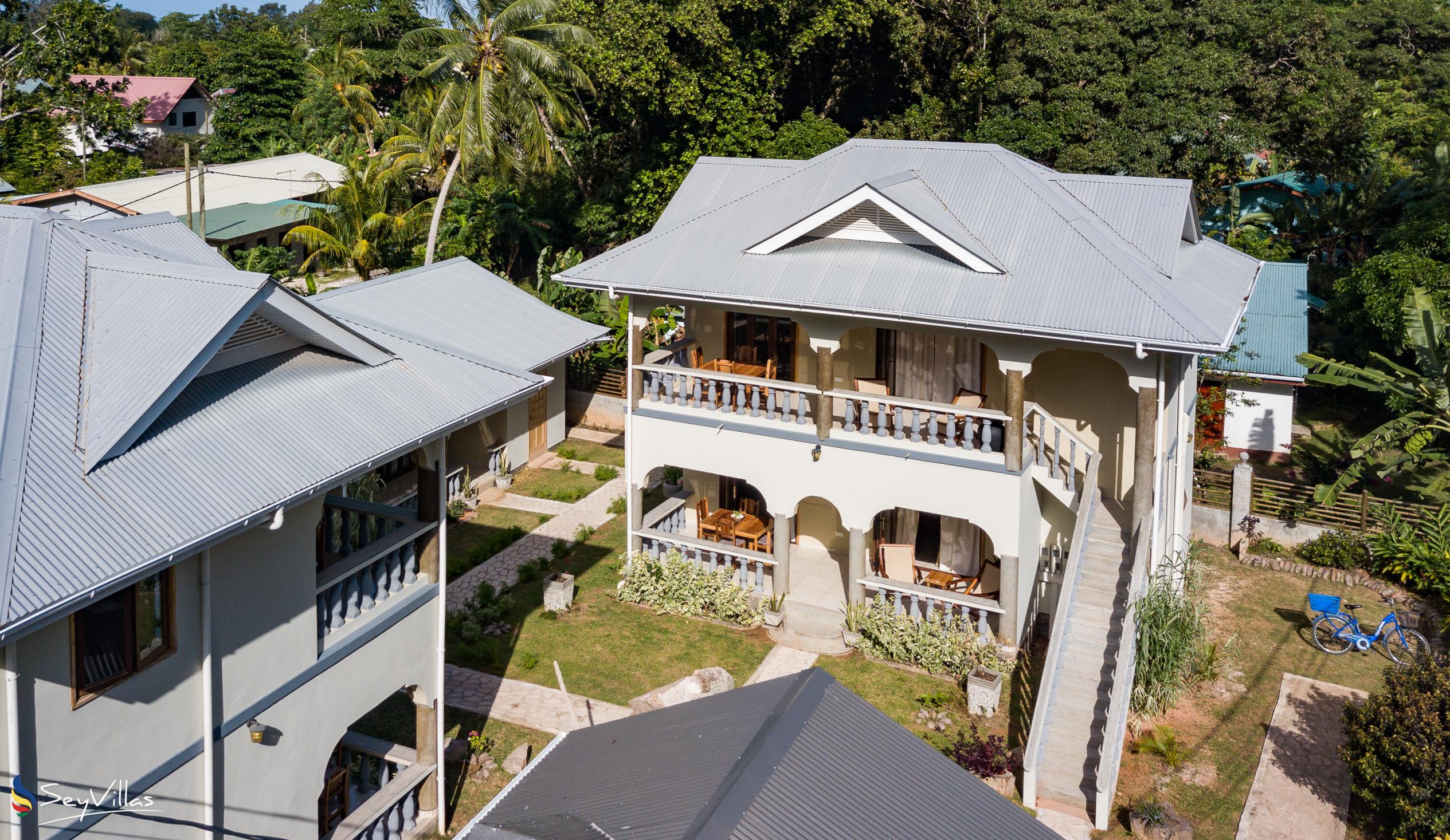 Photo 7: Maison Ed-Elle - Outdoor area - La Digue (Seychelles)