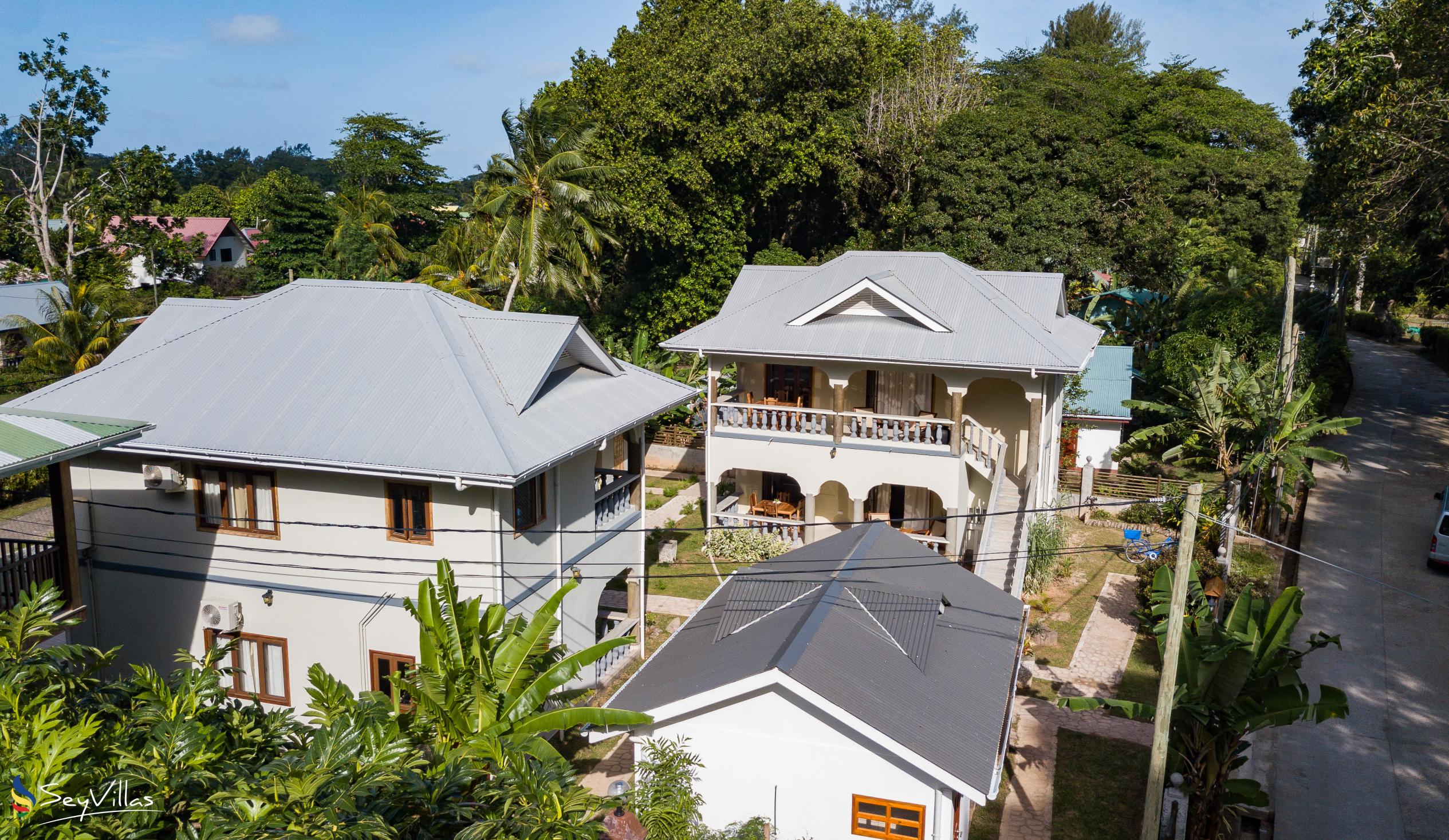 Photo 8: Maison Ed-Elle - Outdoor area - La Digue (Seychelles)