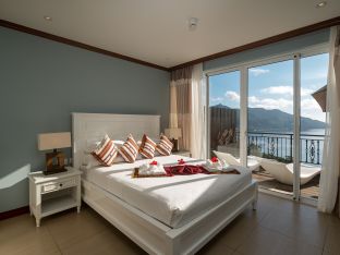 Sea View Suite