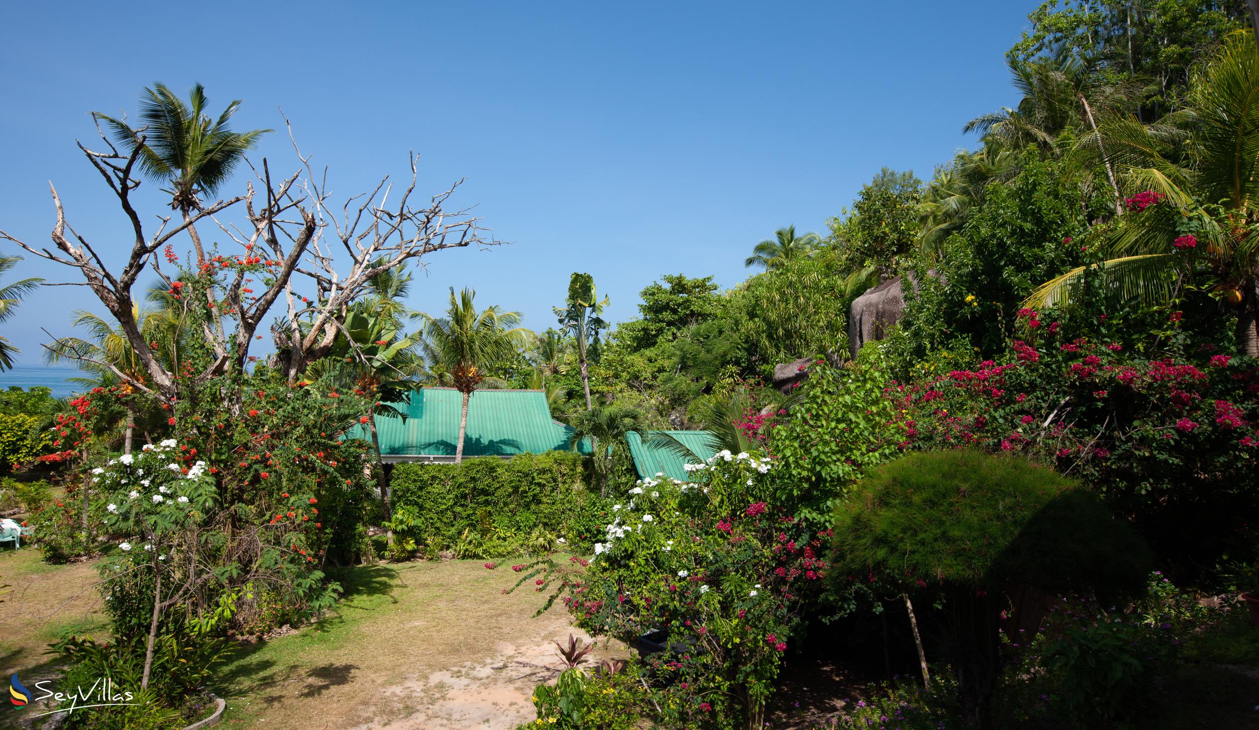 Foto 20: Villas du Voyageur - Aussenbereich - Praslin (Seychellen)