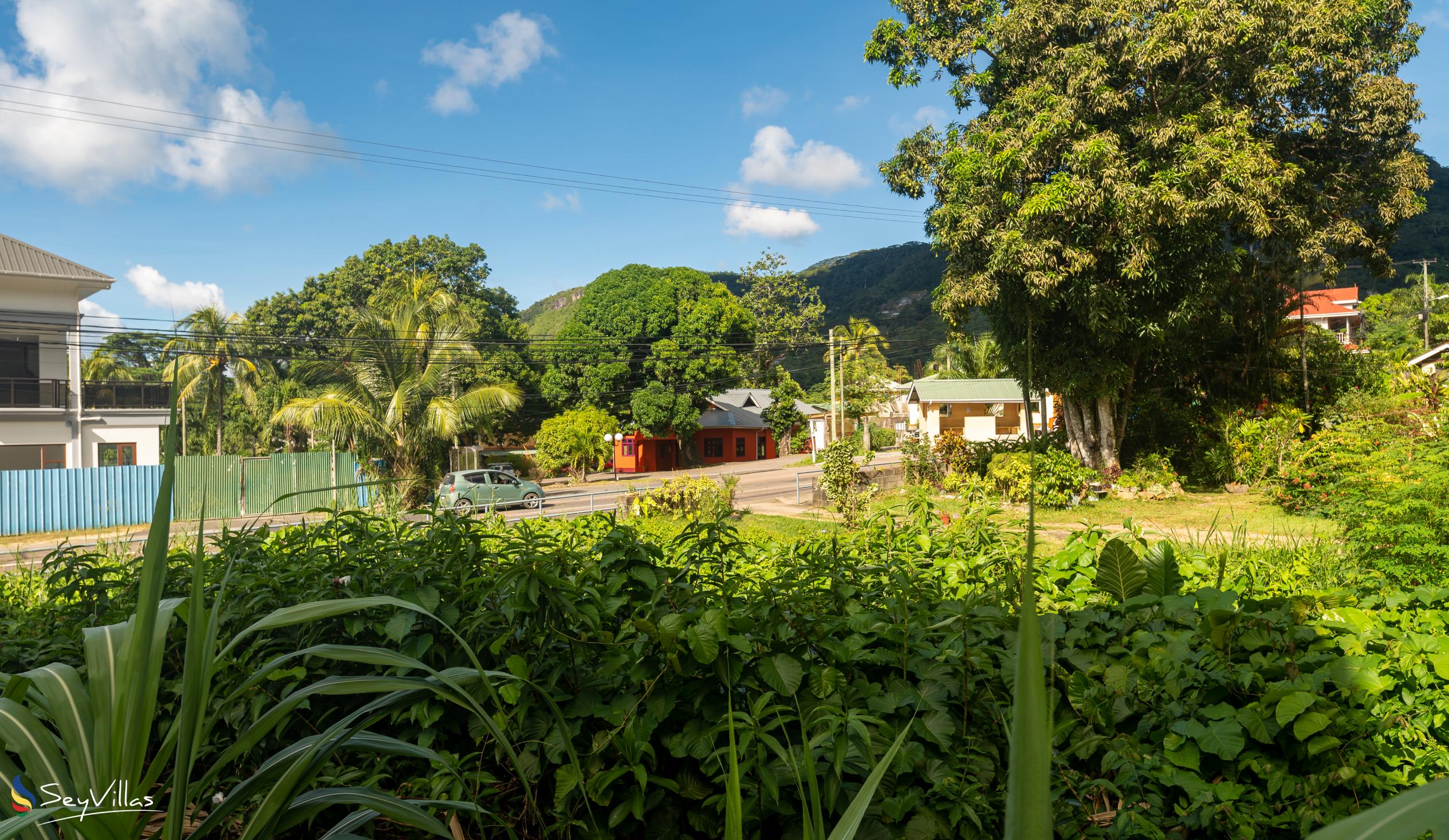 Photo 28: B Holiday Apartments - Outdoor area - Mahé (Seychelles)
