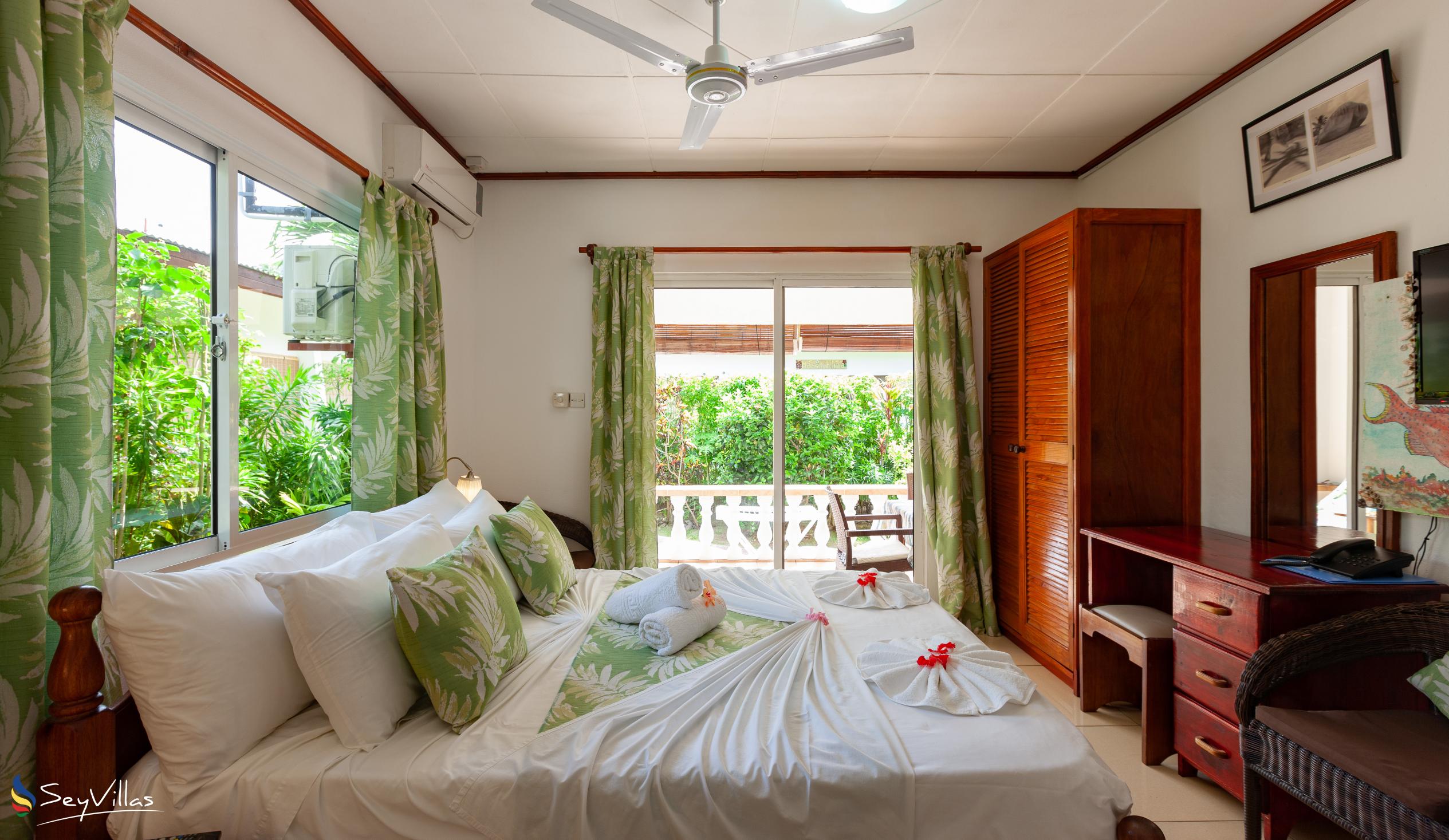 Foto 32: Pension Hibiscus - Maison Alice - Appartamento Standard - La Digue (Seychelles)