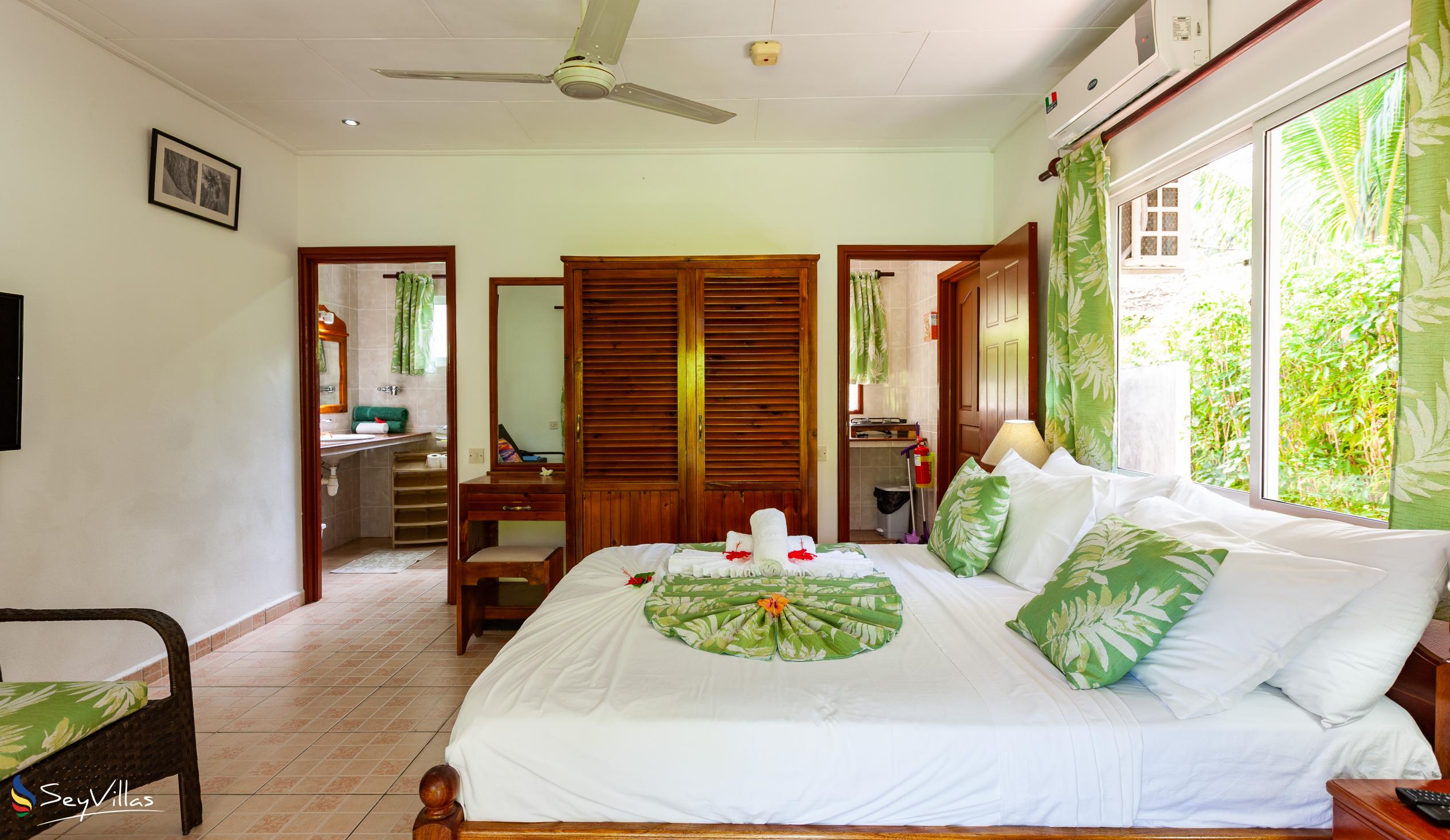 Foto 27: Pension Hibiscus - Maison Eliza - Appartement Standard - La Digue (Seychelles)