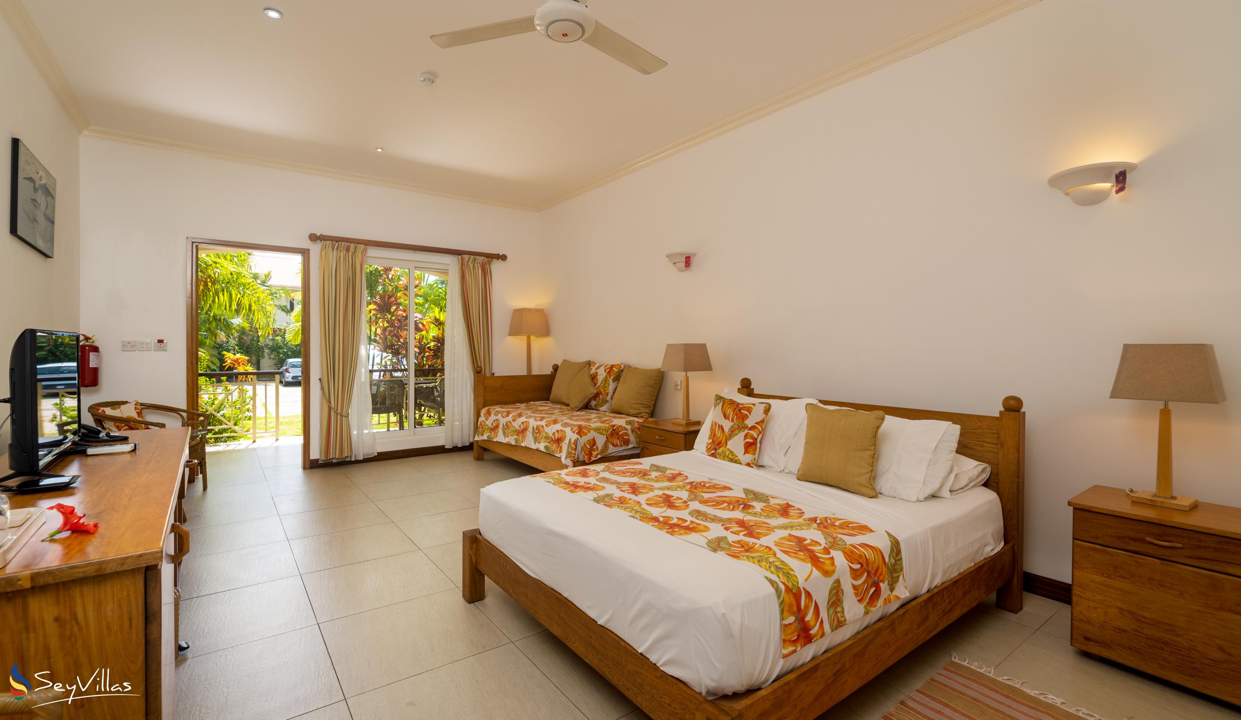 Photo 59: Marie-Laure Suites - Double Room - Mahé (Seychelles)