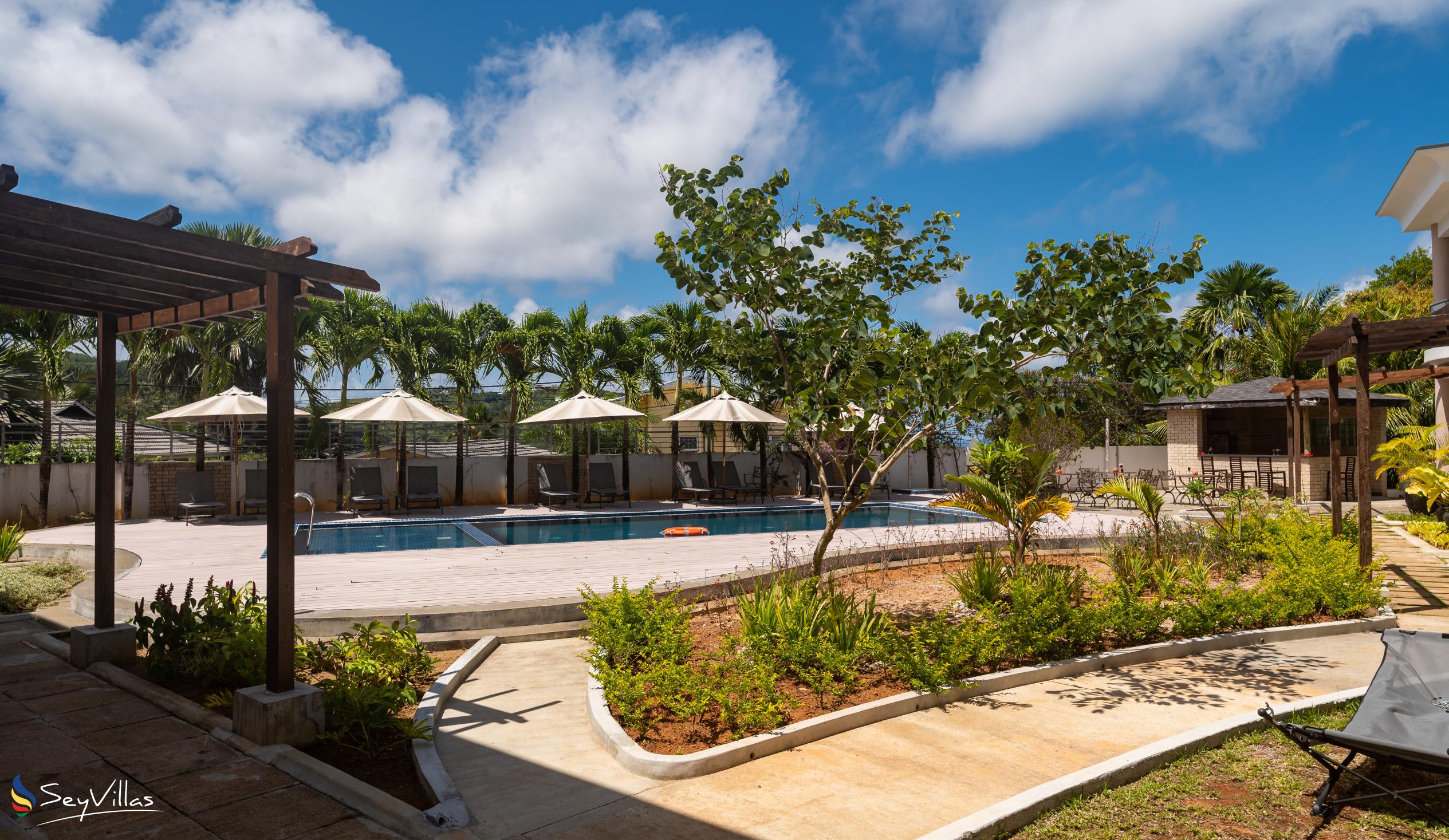 Photo 14: Isla Holiday Home - Outdoor area - Mahé (Seychelles)