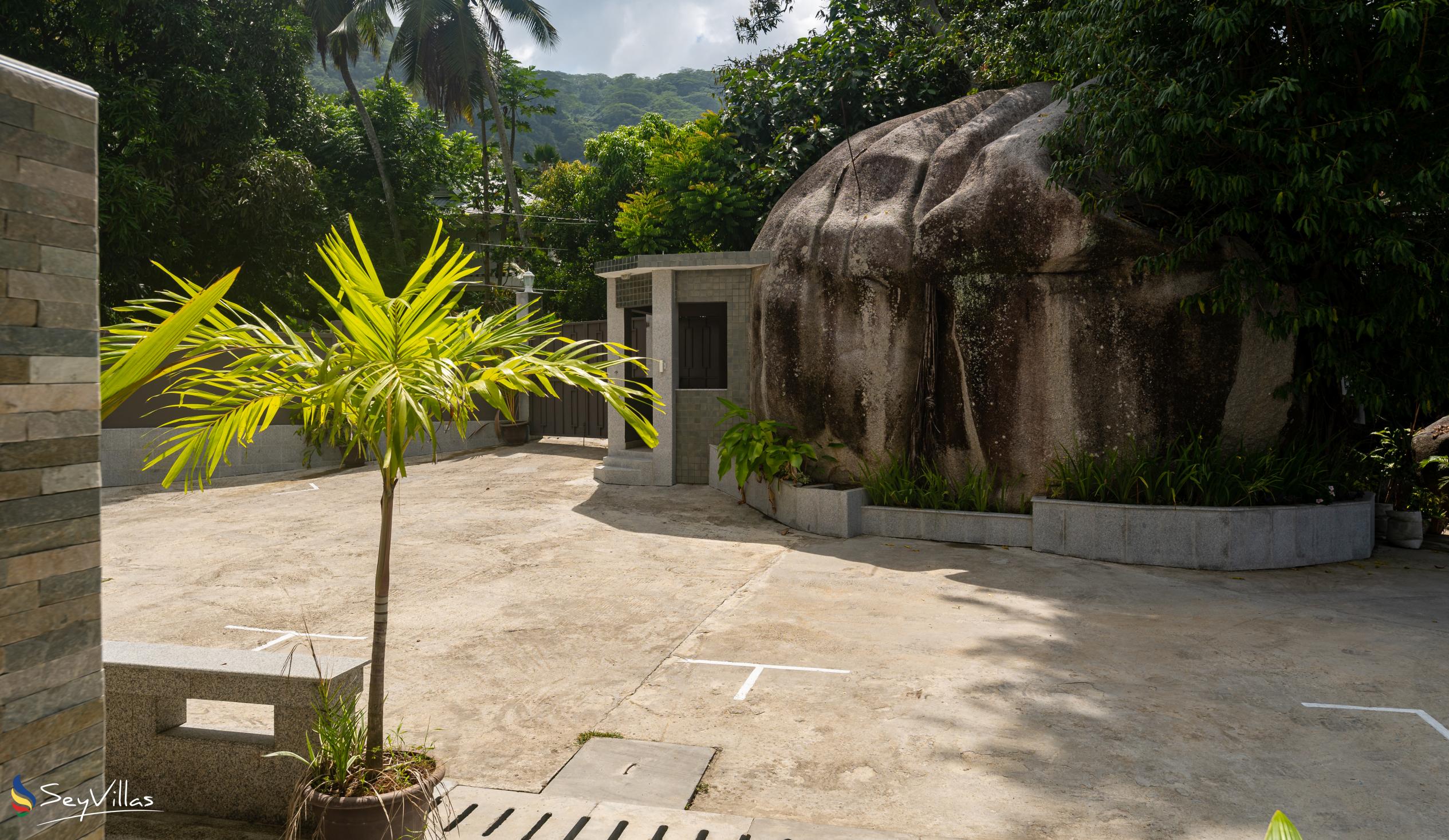 Foto 10: Beau Vallon Studios - Aussenbereich - Mahé (Seychellen)