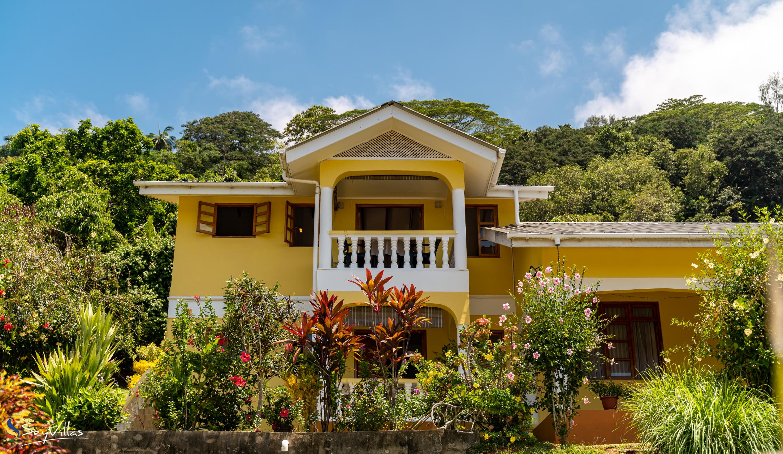 Photo 11: Maison Marikel - Outdoor area - Mahé (Seychelles)