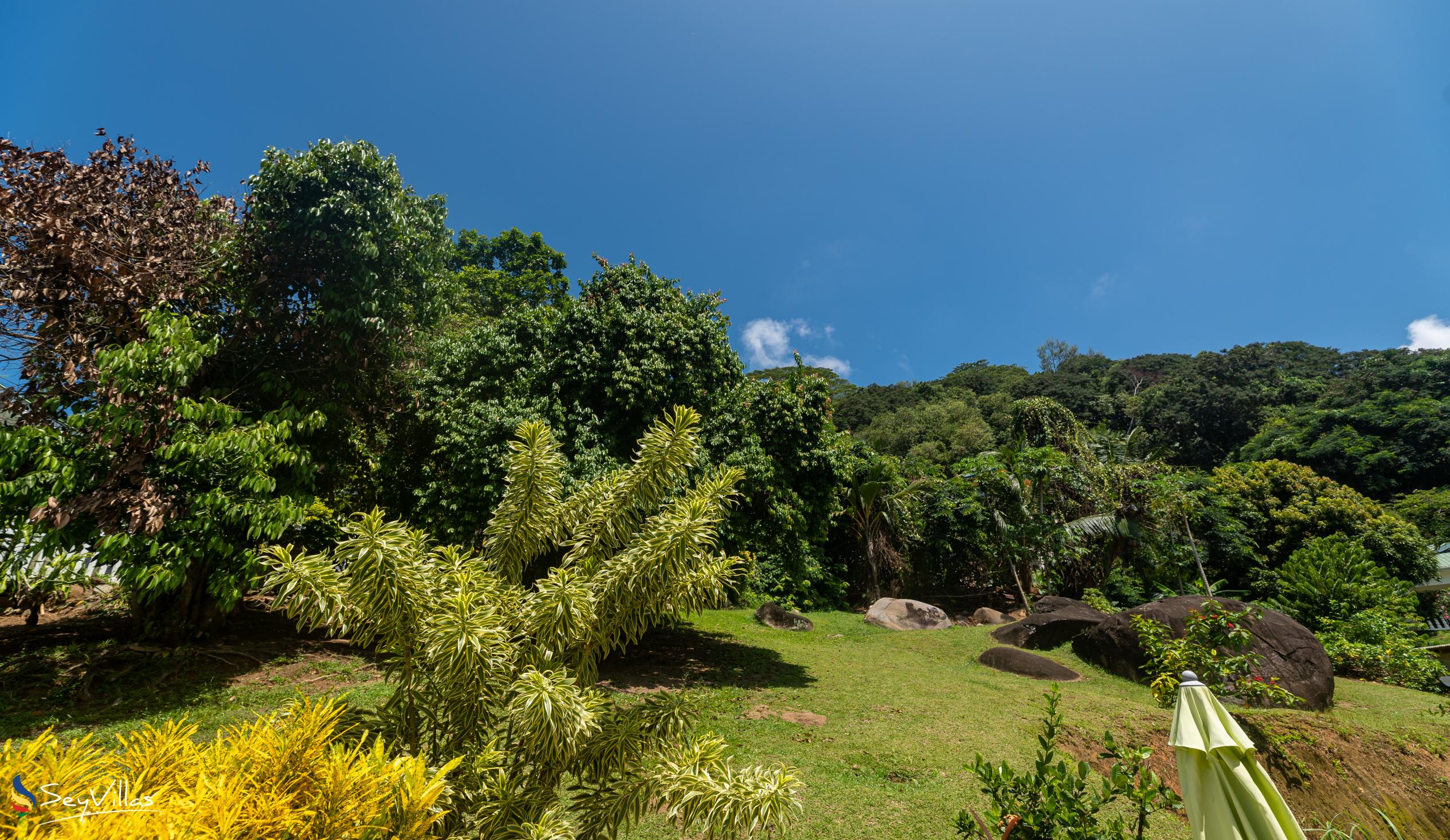 Photo 27: Maison Marikel - Outdoor area - Mahé (Seychelles)