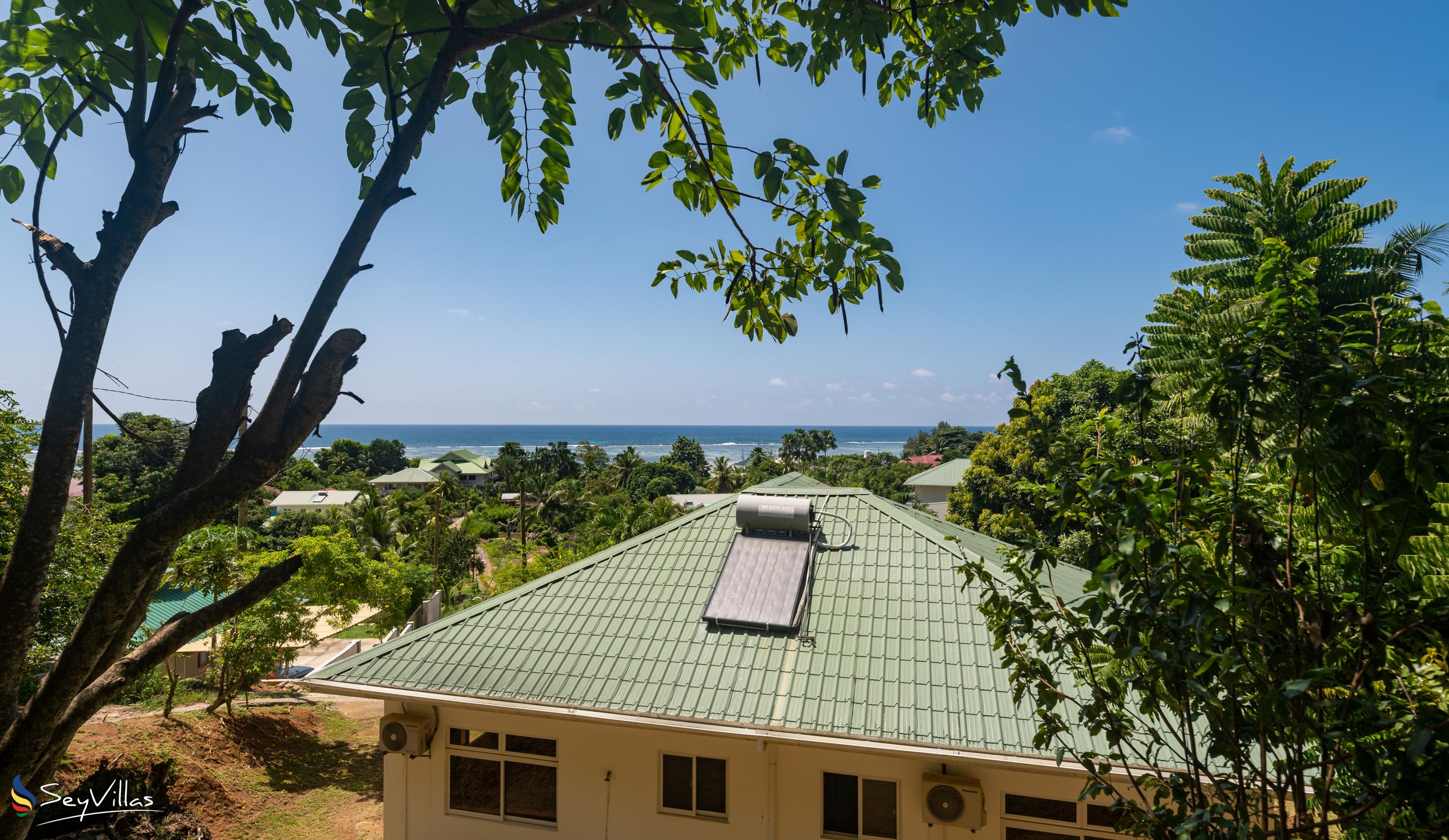 Foto 18: Maison Marikel - Aussenbereich - Mahé (Seychellen)