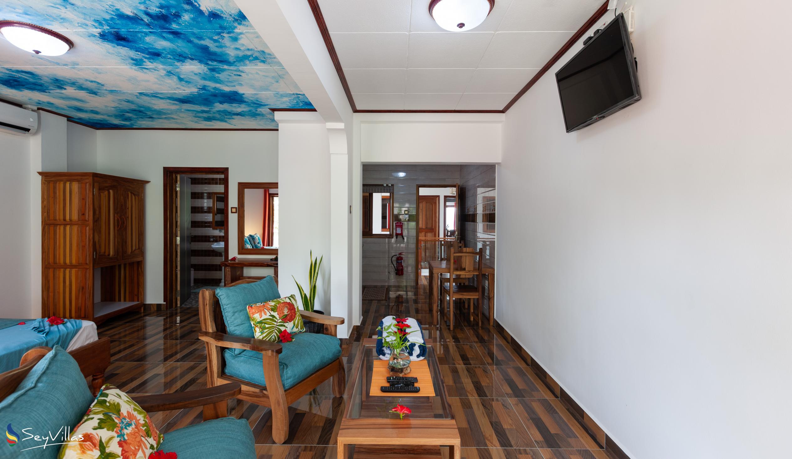 Foto 24: MT Seaside Apartments - Appartamento Superior Vista Montagna - La Digue (Seychelles)