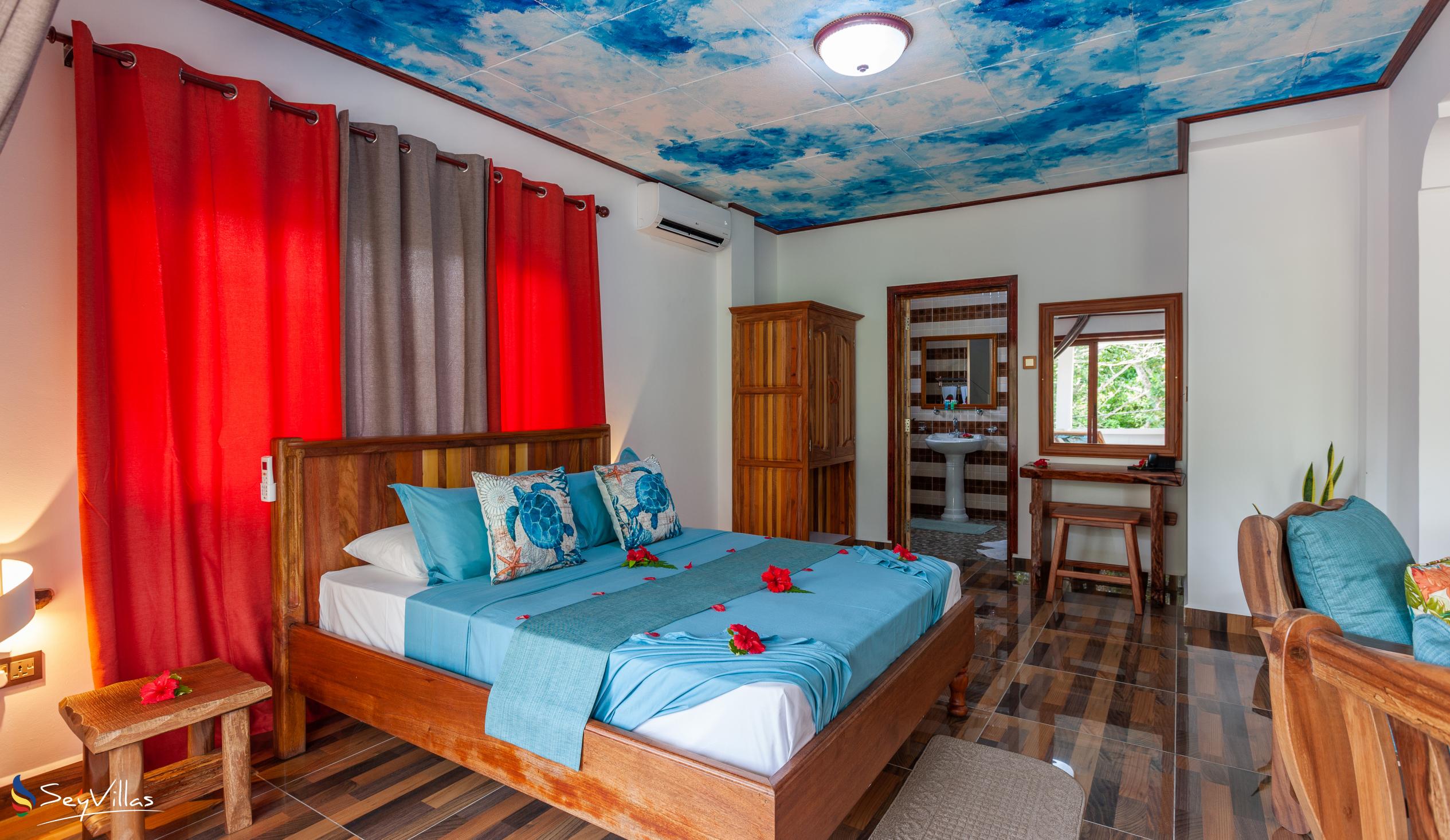 Foto 32: MT Seaside Apartments - Superior Bergblick-Appartement - La Digue (Seychellen)