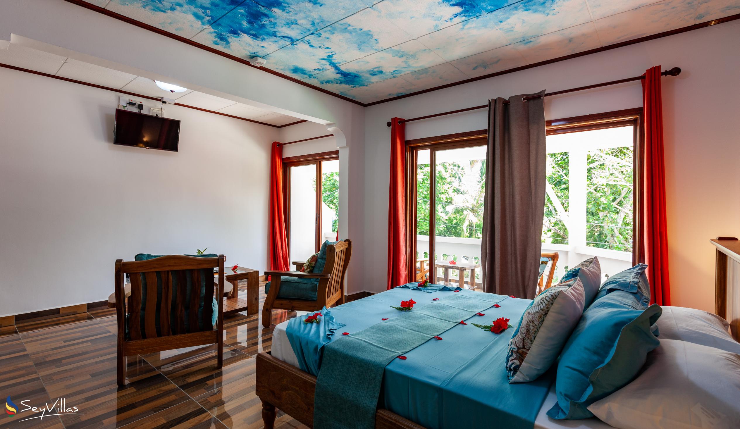 Foto 30: MT Seaside Apartments - Appartamento Superior Vista Montagna - La Digue (Seychelles)