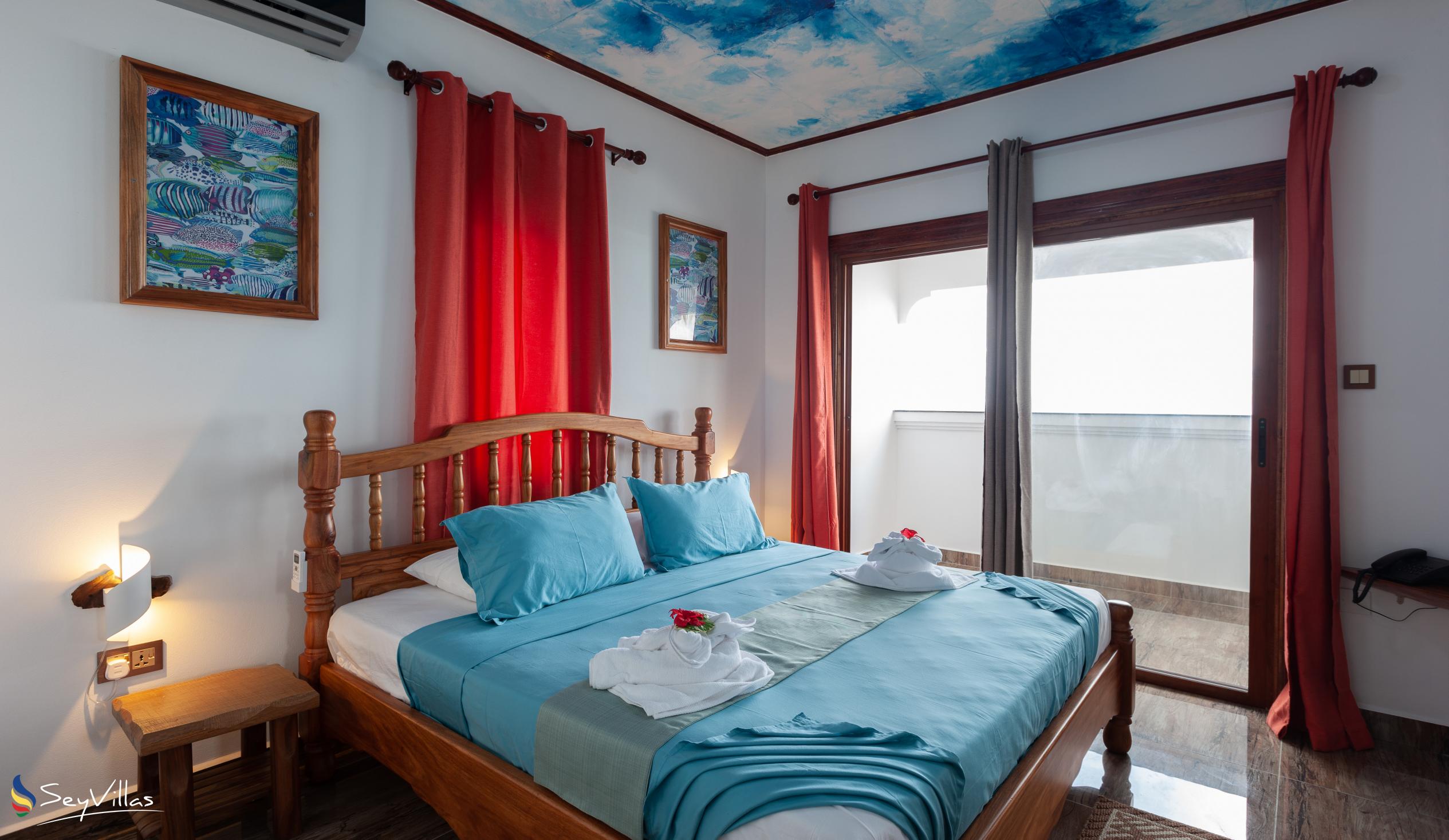 Foto 54: MT Seaside Apartments - Superior Meerblick-Appartement - La Digue (Seychellen)