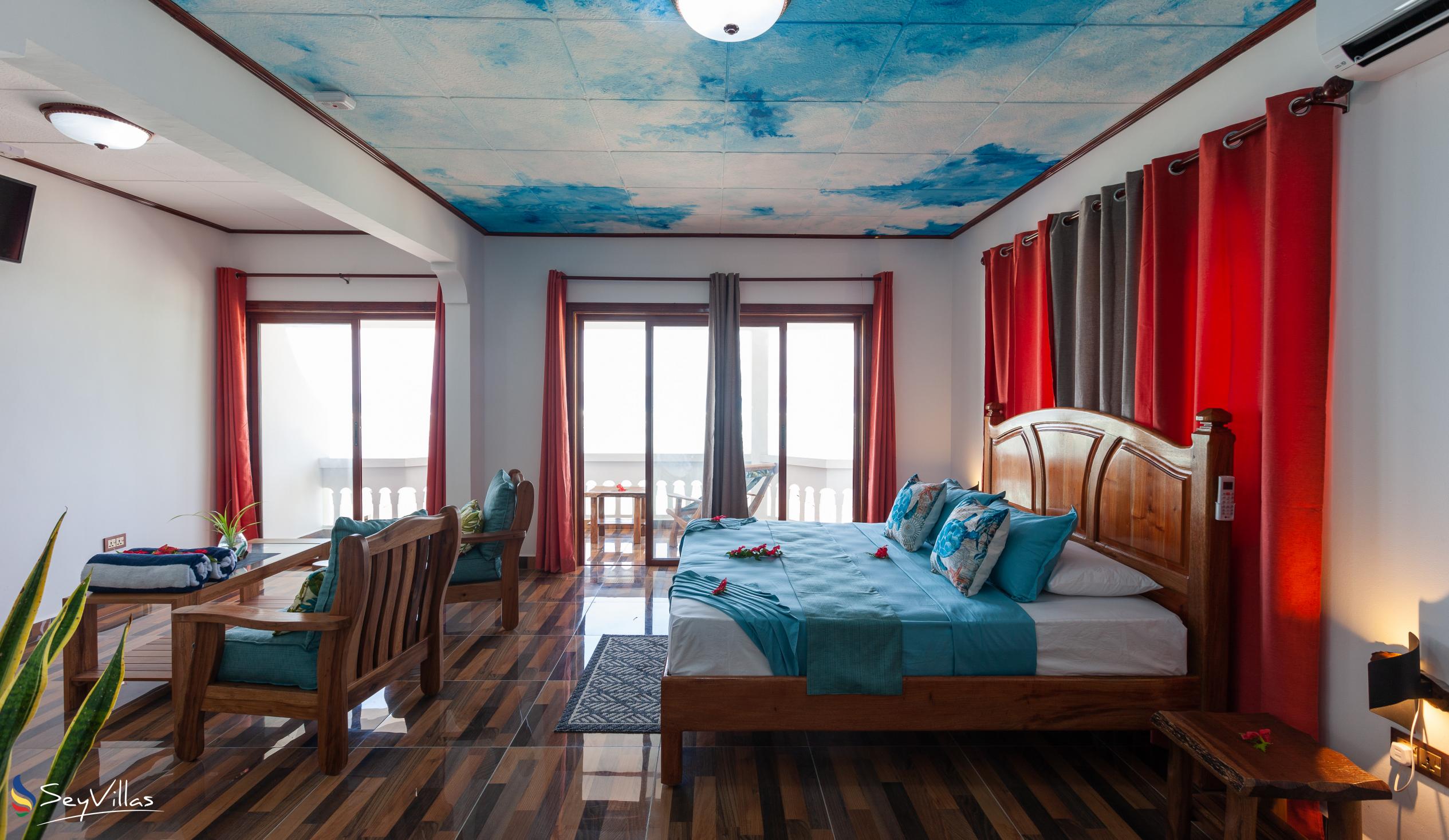 Foto 52: MT Seaside Apartments - Appartamento Superior Vista Mare - La Digue (Seychelles)
