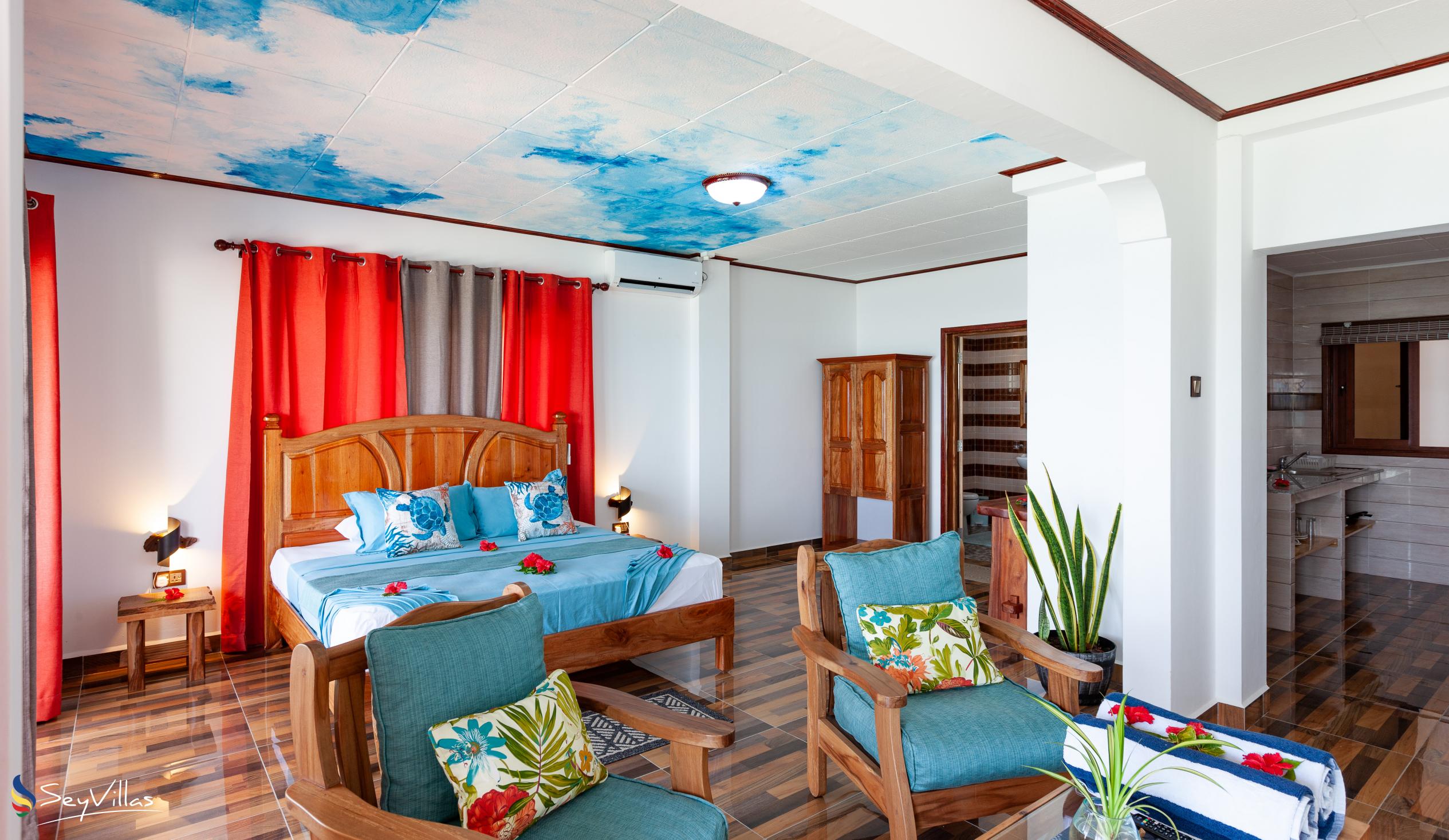 Foto 51: MT Seaside Apartments - Appartamento Superior Vista Mare - La Digue (Seychelles)