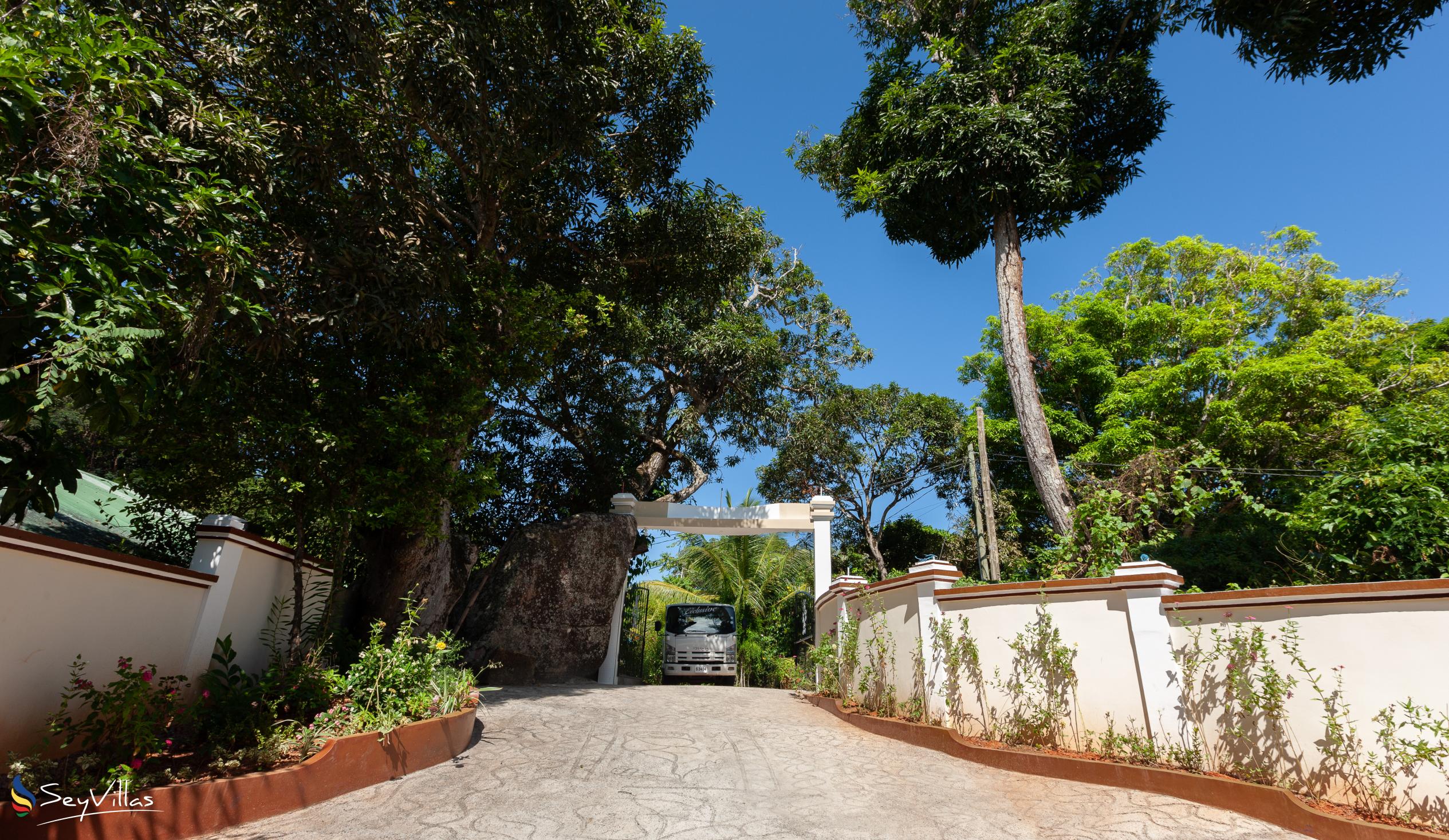Foto 25: Mountain View Hotel - Posizione - La Digue (Seychelles)