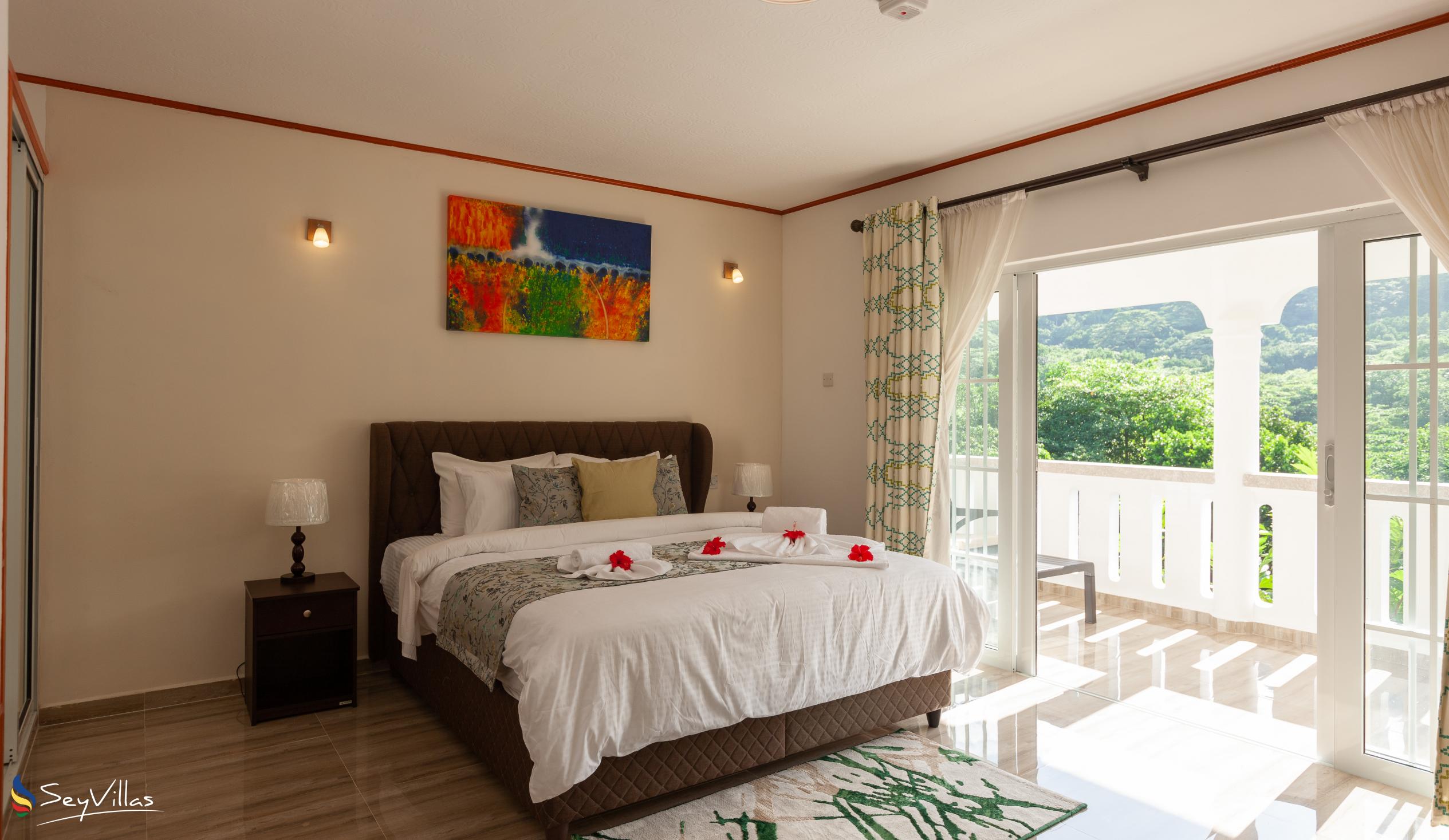 Foto 40: Mountain View Hotel - Deluxe Zimmer - La Digue (Seychellen)